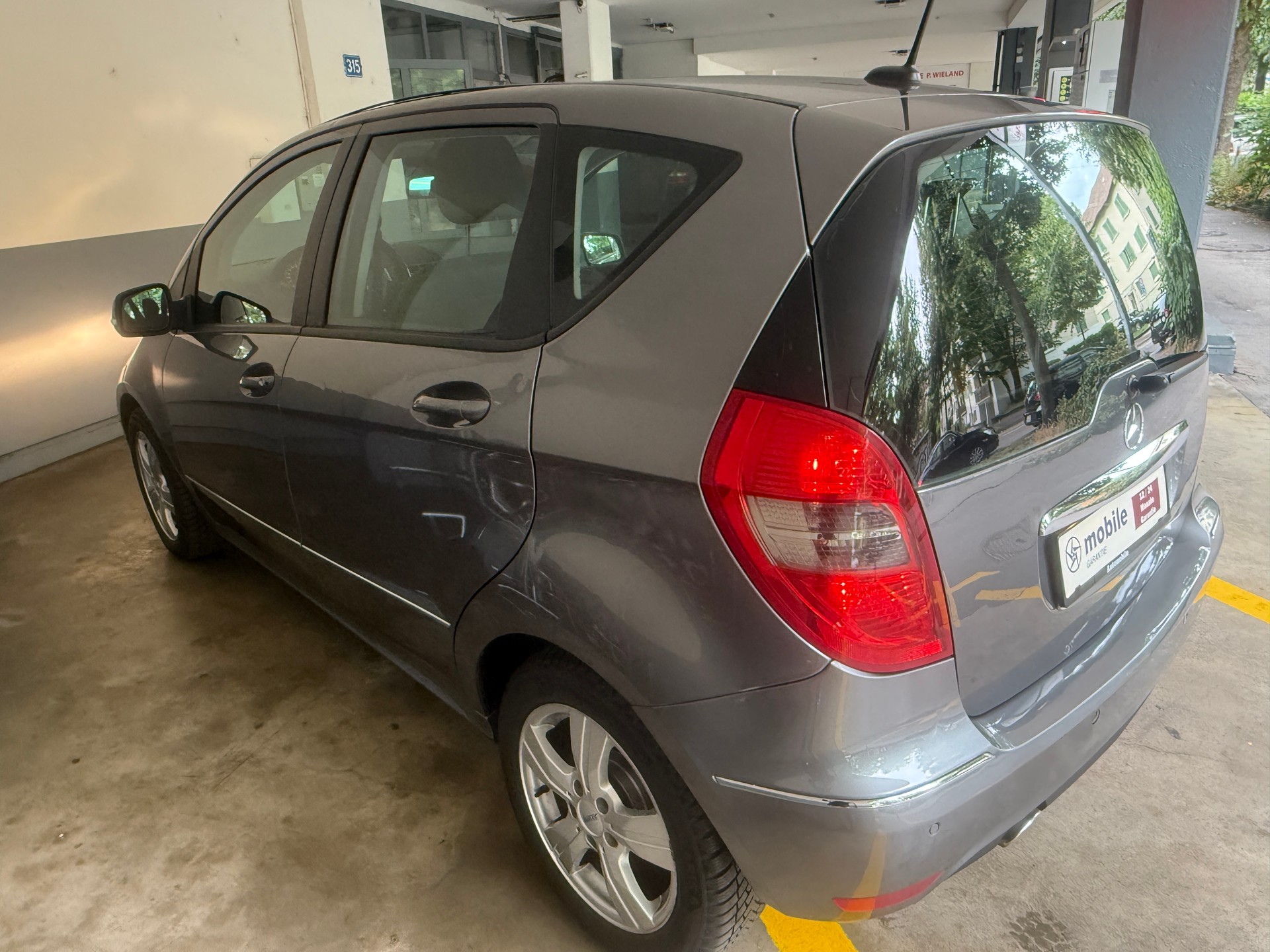 MERCEDES-BENZ A 180 Style Autotronic-image-7