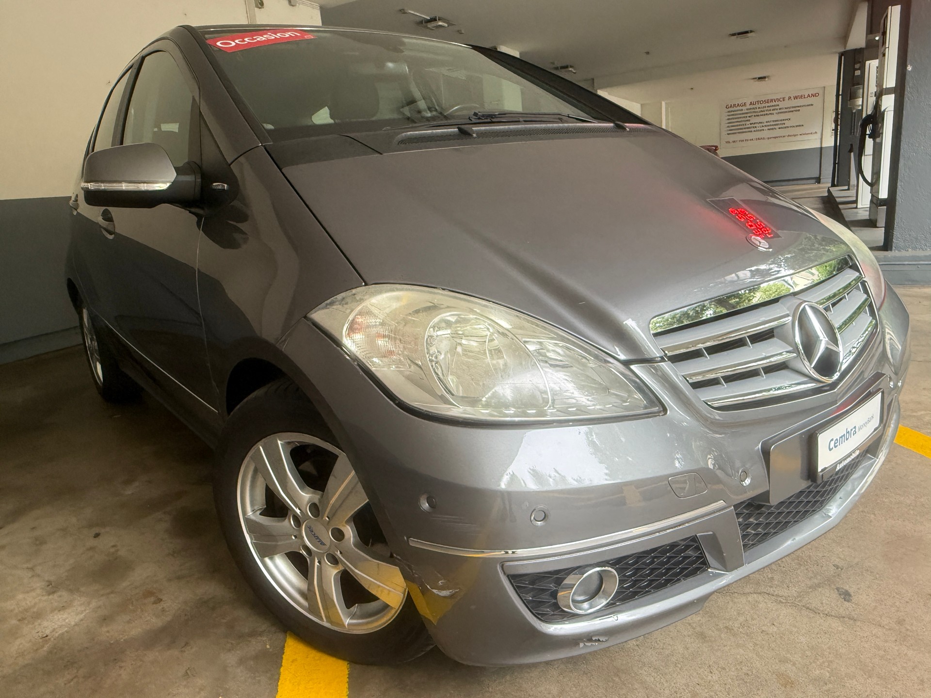MERCEDES-BENZ A 180 Style Autotronic-image-3
