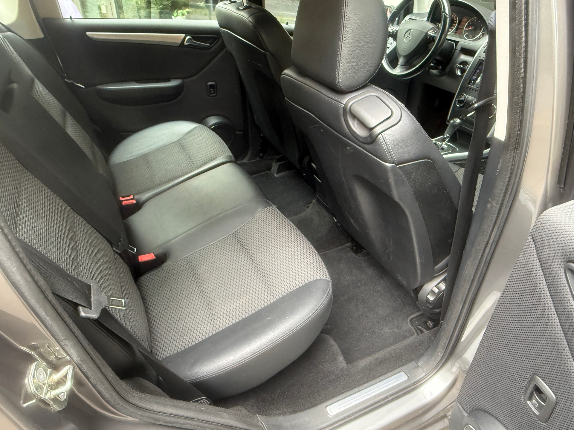 MERCEDES-BENZ A 180 Style Autotronic-image-12