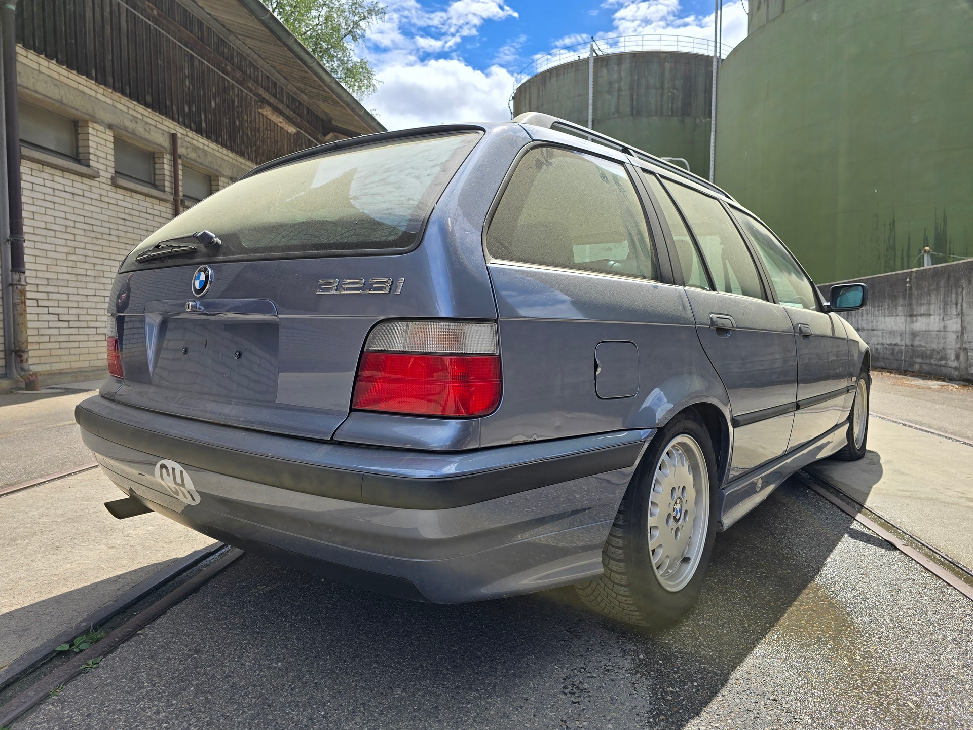 BMW 323i Touring Exclusiv-image-4
