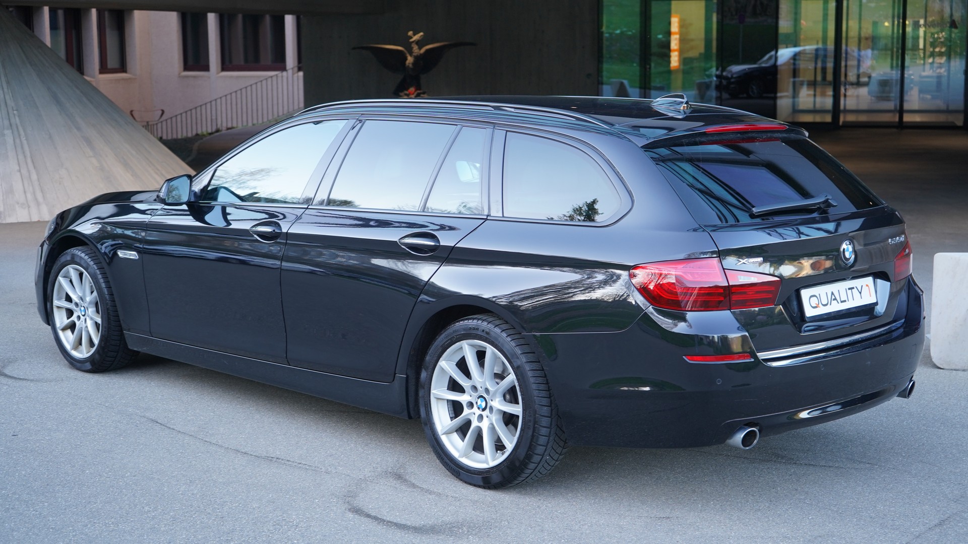 BMW 535d Touring xDrive Steptronic-image-3