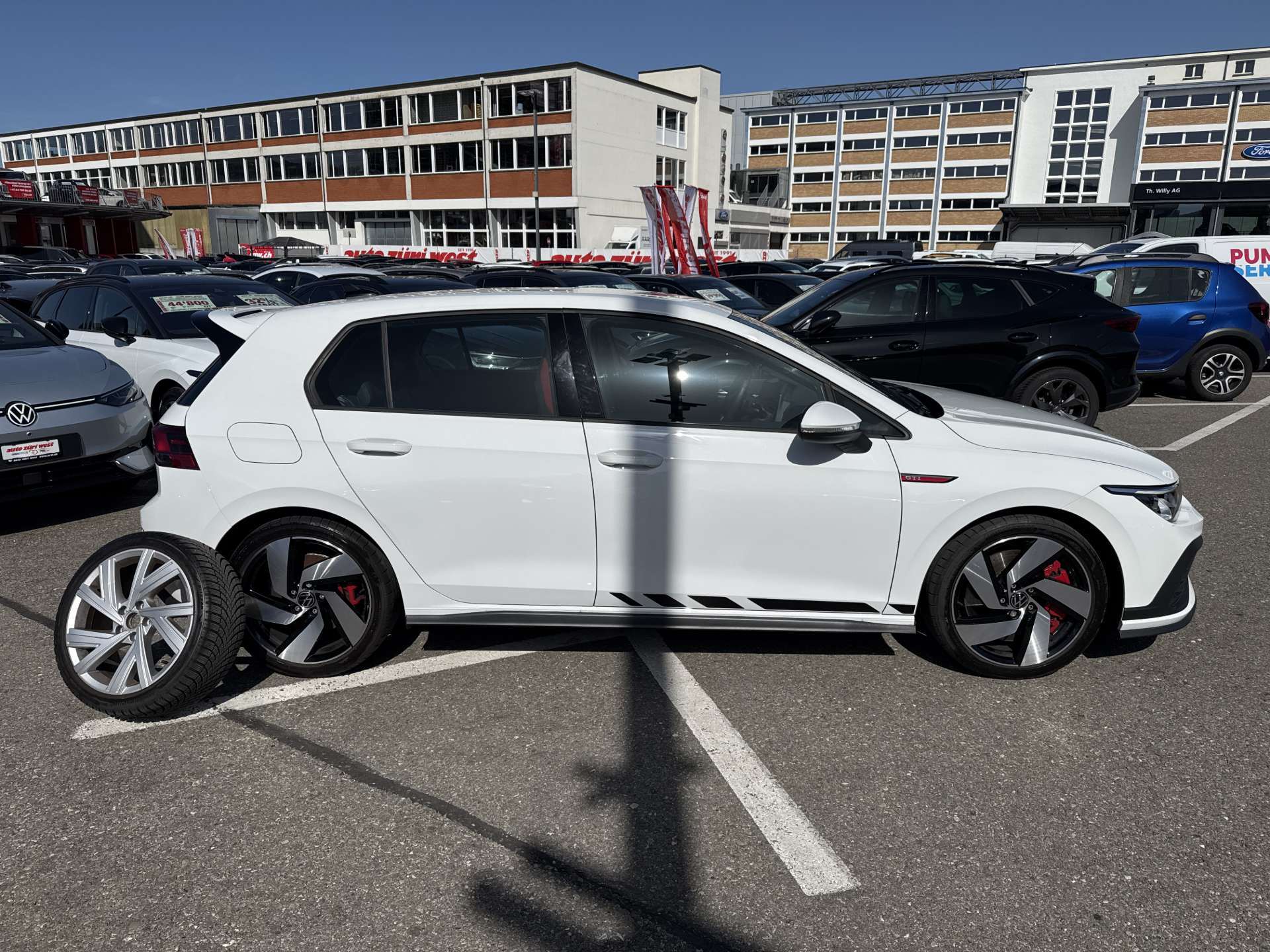 VW Golf 2.0 TSi GTi Clubsport 301PS DSG-Automat-image-10