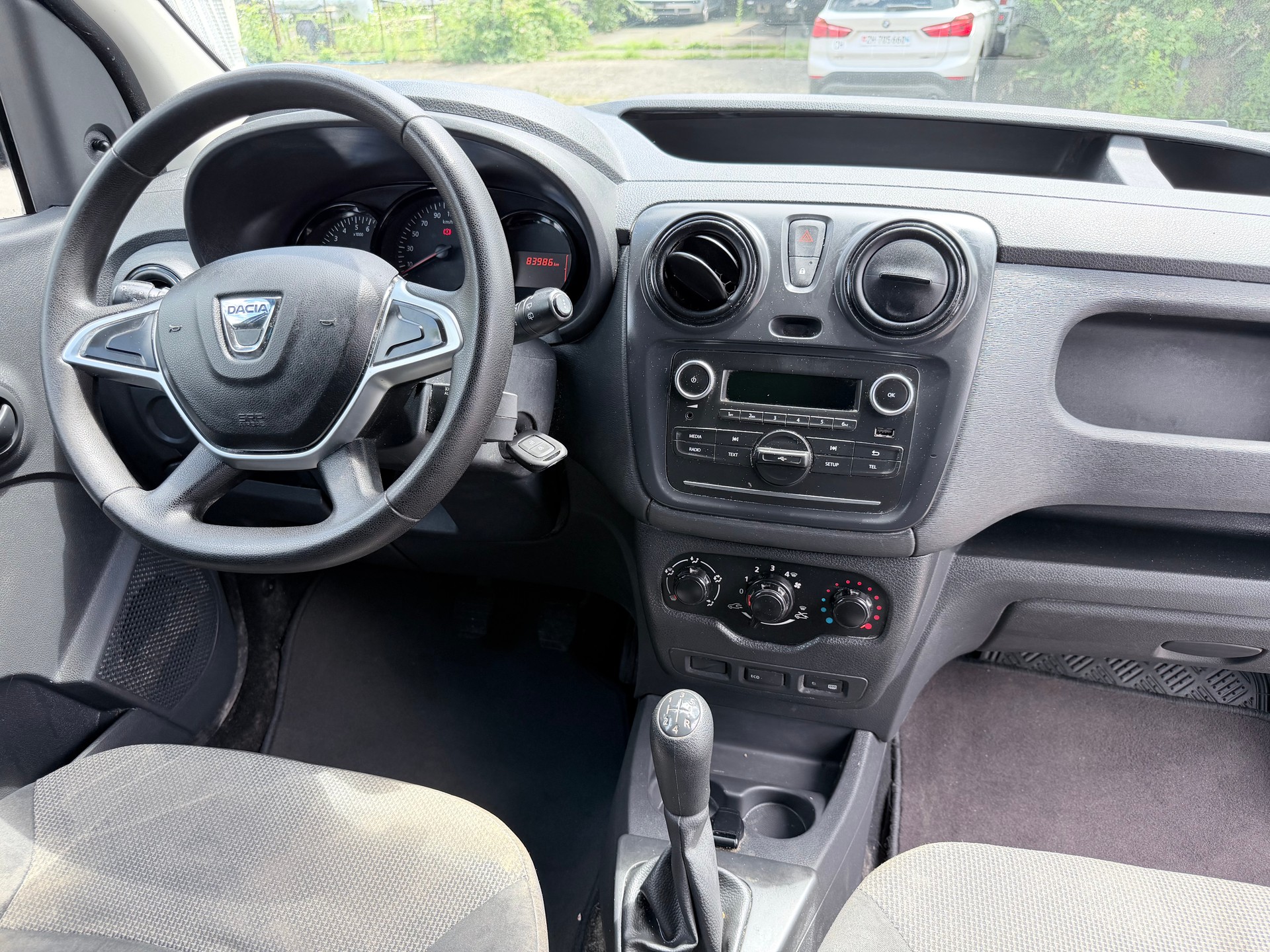 DACIA Dokker Van TCe 115 S&S Essential Verblecht-image-4