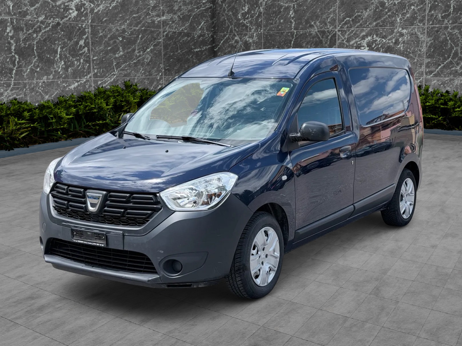DACIA Dokker Van TCe 115 S&S Essential Verblecht-image-0