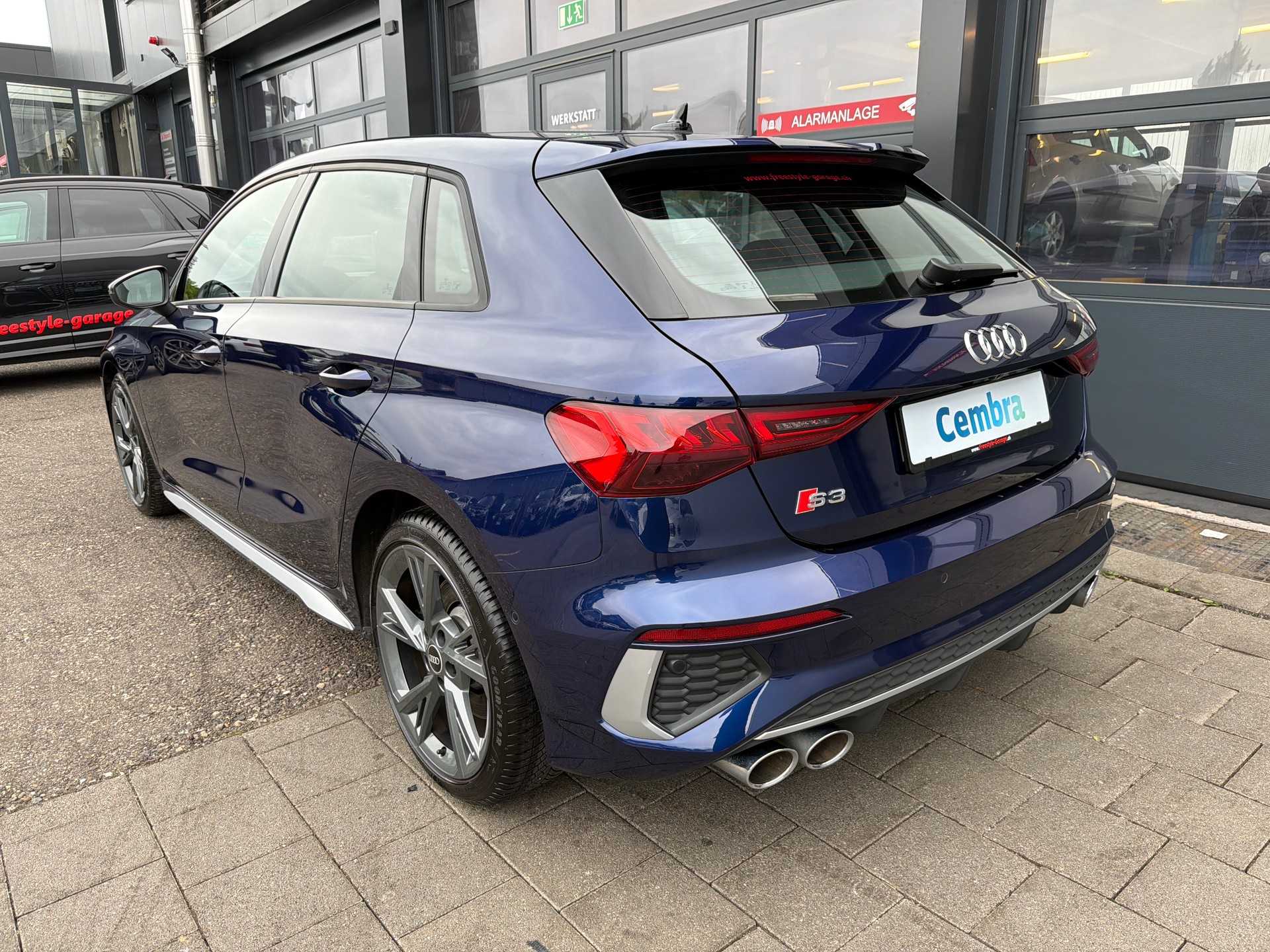 AUDI S3 Sportback 2.0 TFSI quattro S-tronic-image-3