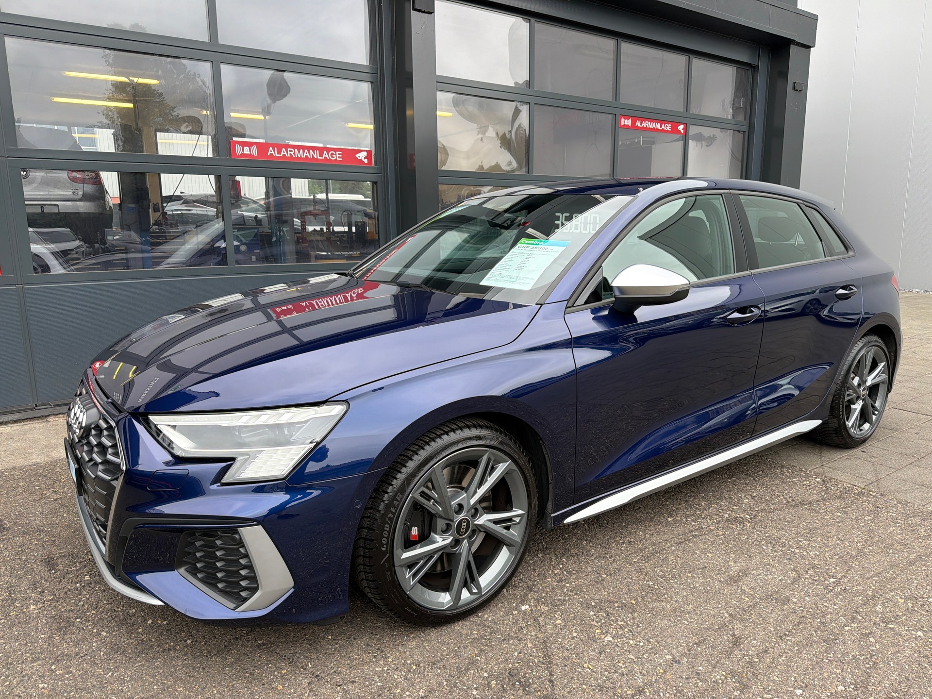 AUDI S3 Sportback 2.0 TFSI quattro S-tronic-image-0