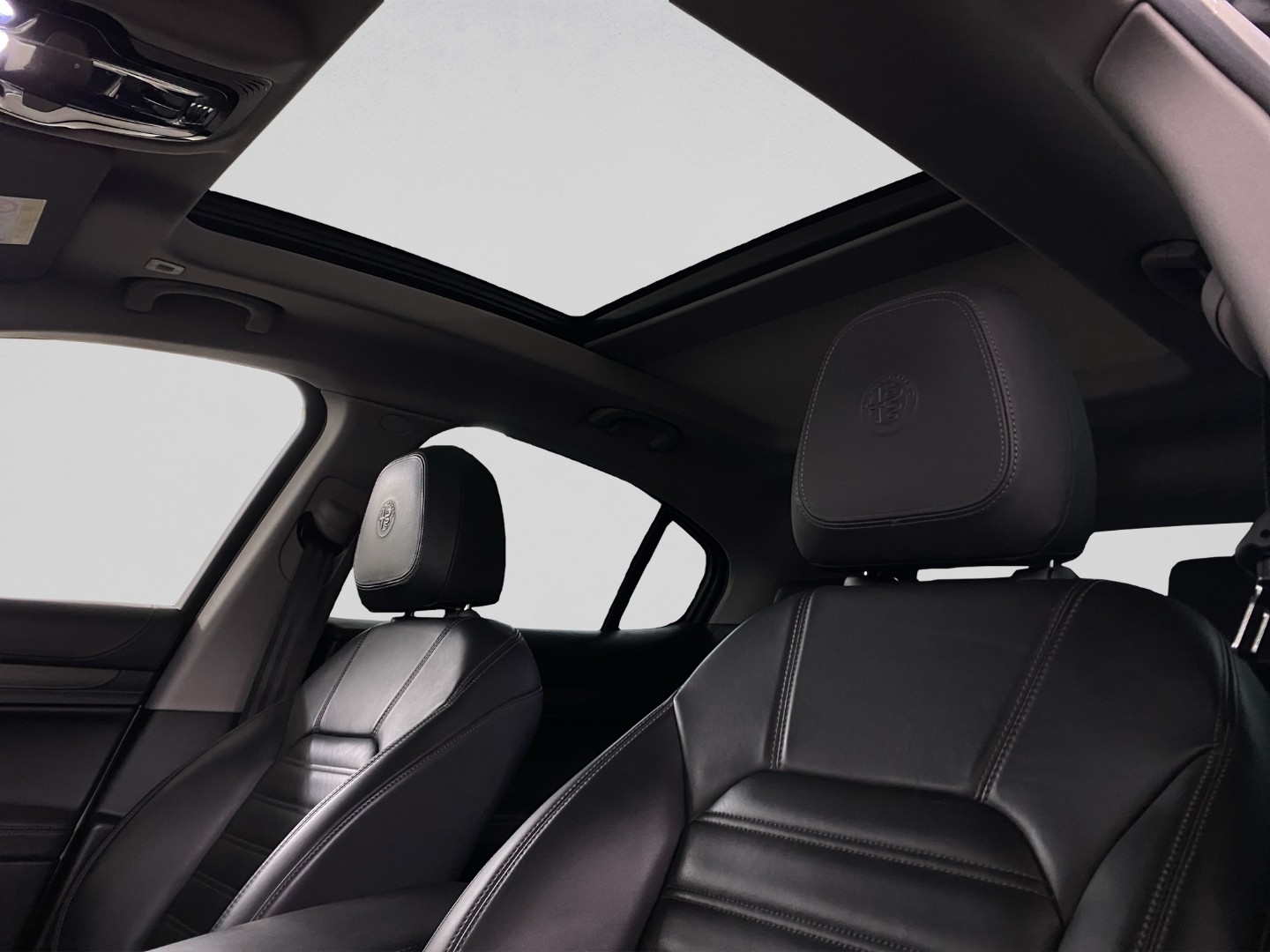ALFA ROMEO Stelvio 2.0 TI Q4 Automatic-image-18