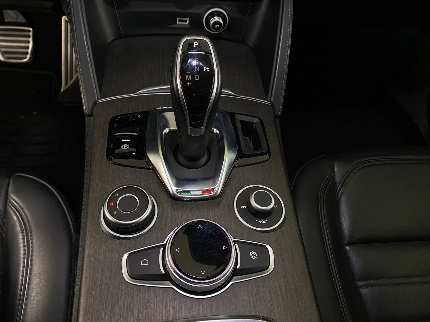ALFA ROMEO Stelvio 2.0 TI Q4 Automatic-image-11