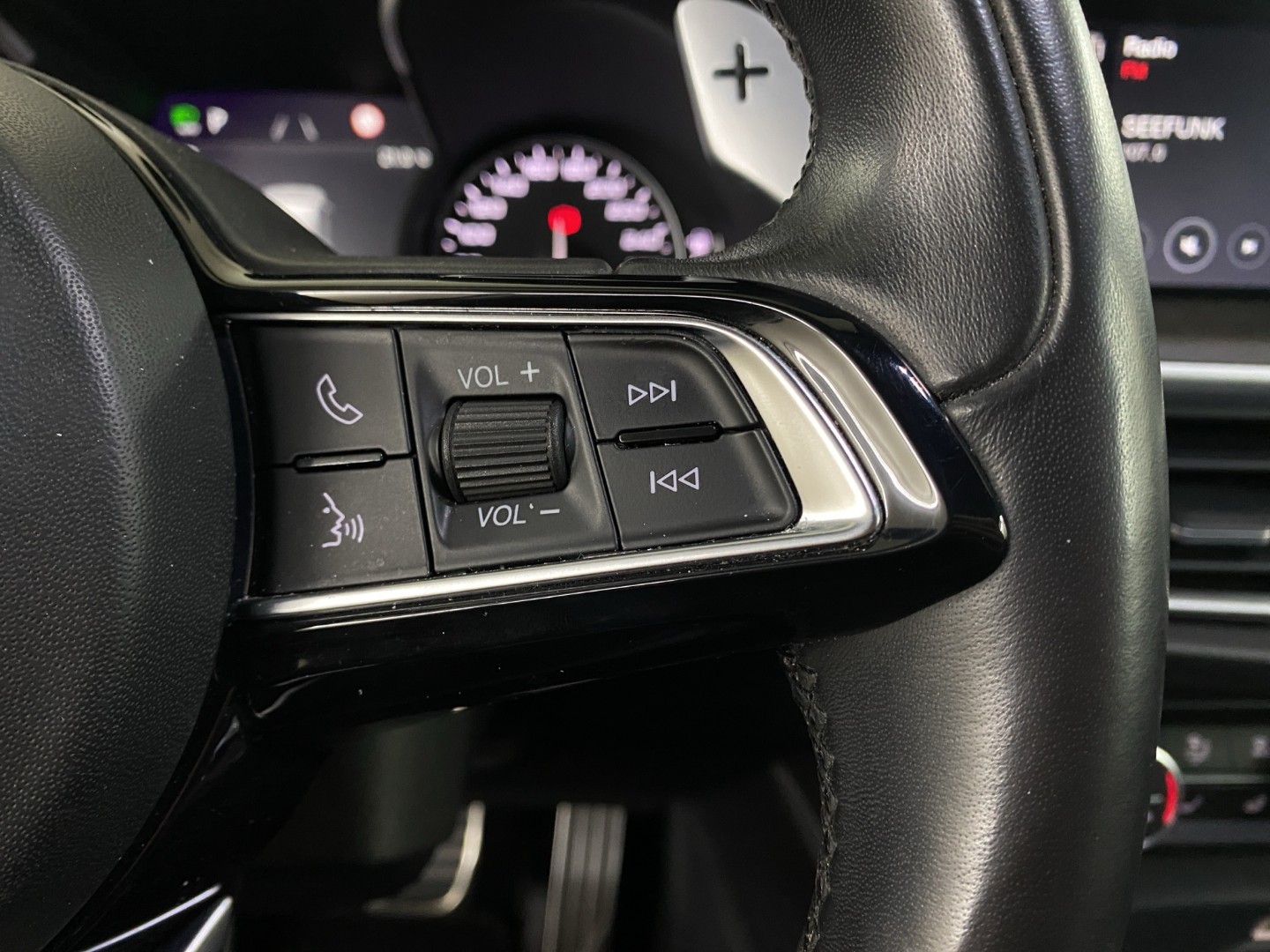 ALFA ROMEO Stelvio 2.0 TI Q4 Automatic-image-14