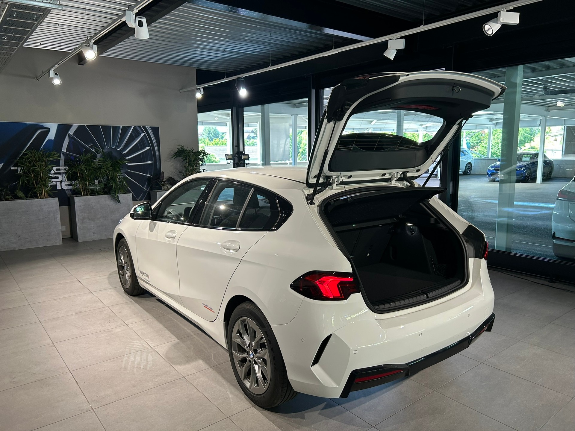 BMW 120 Steptronic-image-21