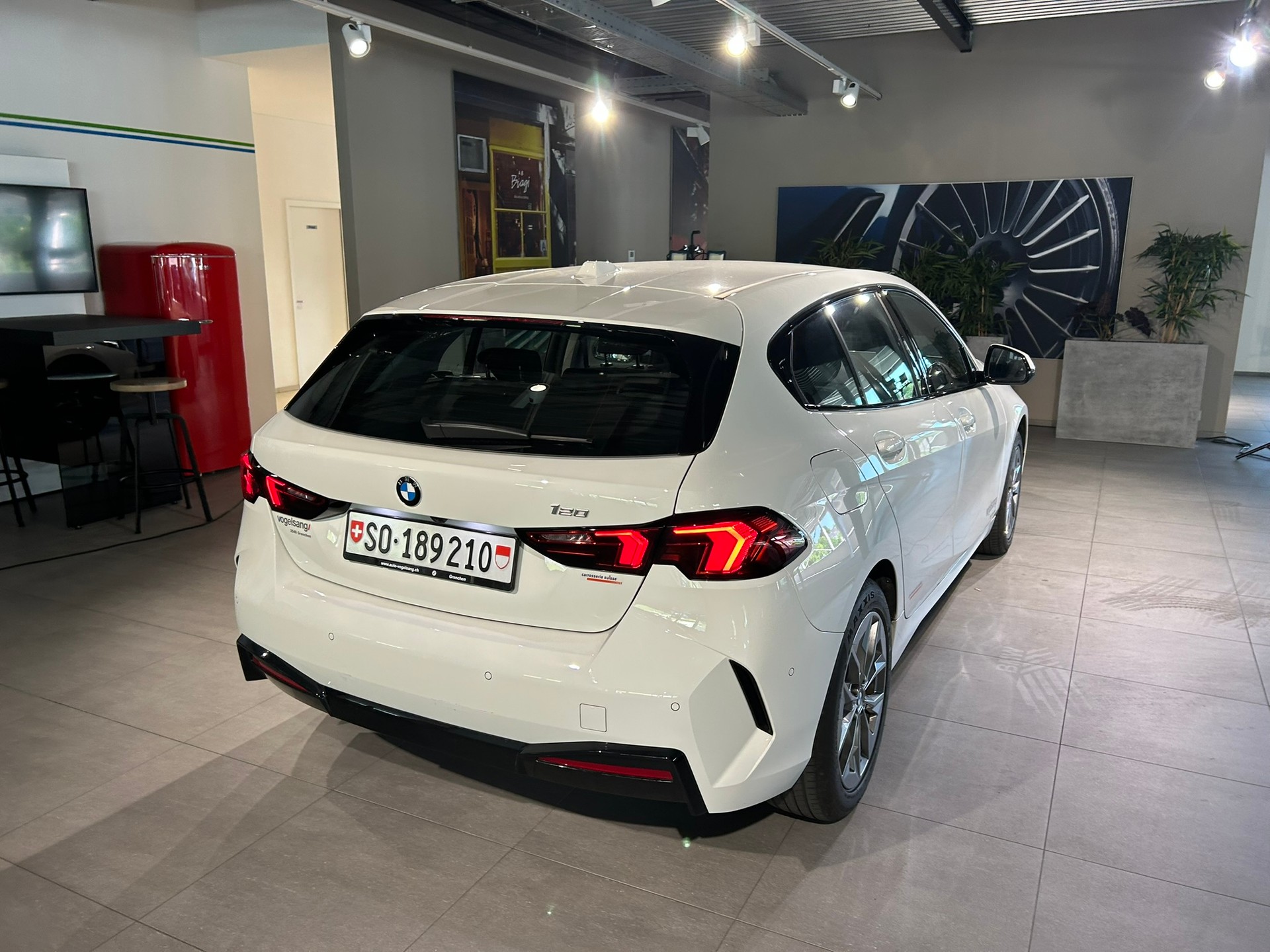 BMW 120 Steptronic-image-15