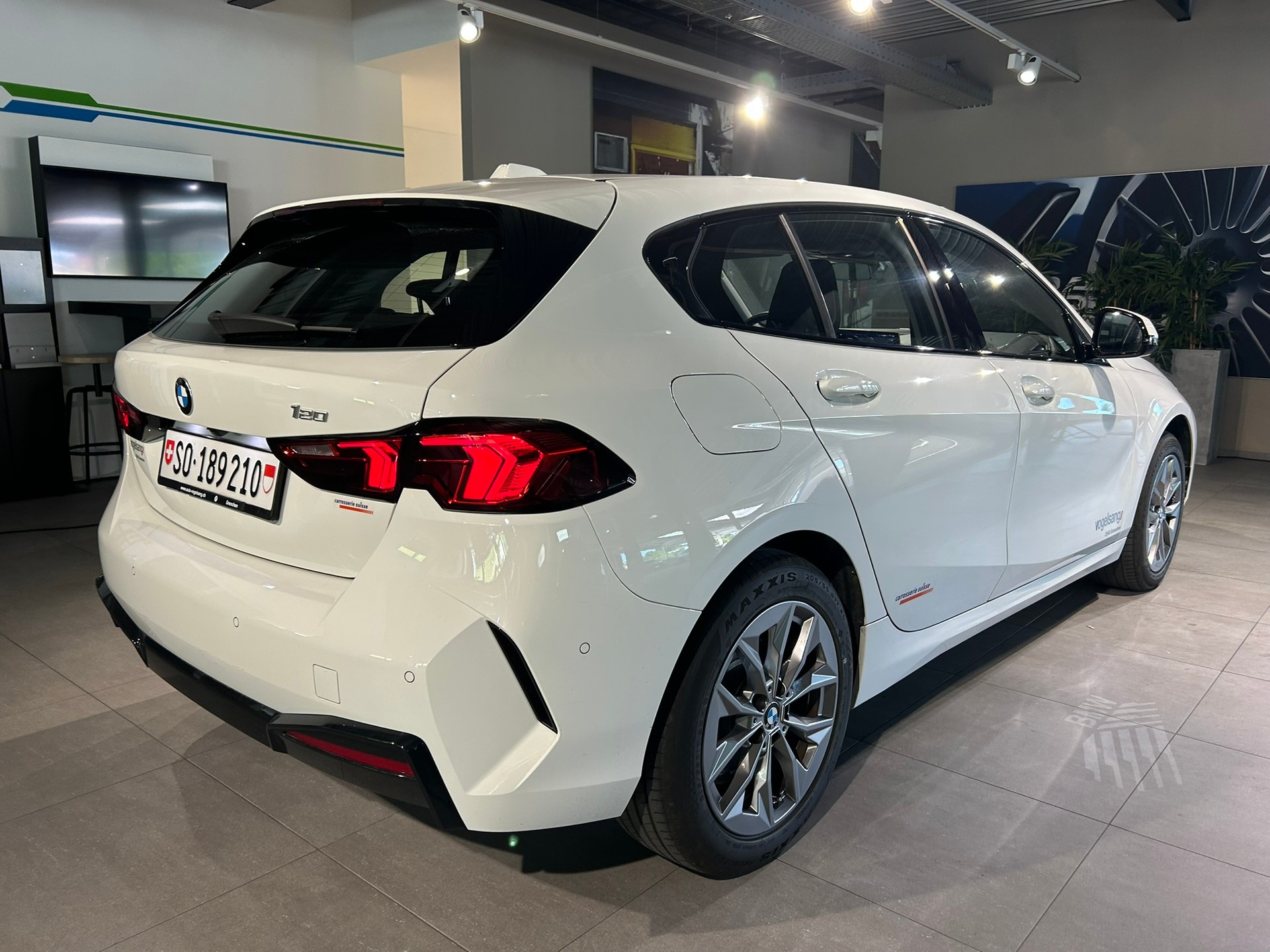BMW 120 Steptronic-image-13
