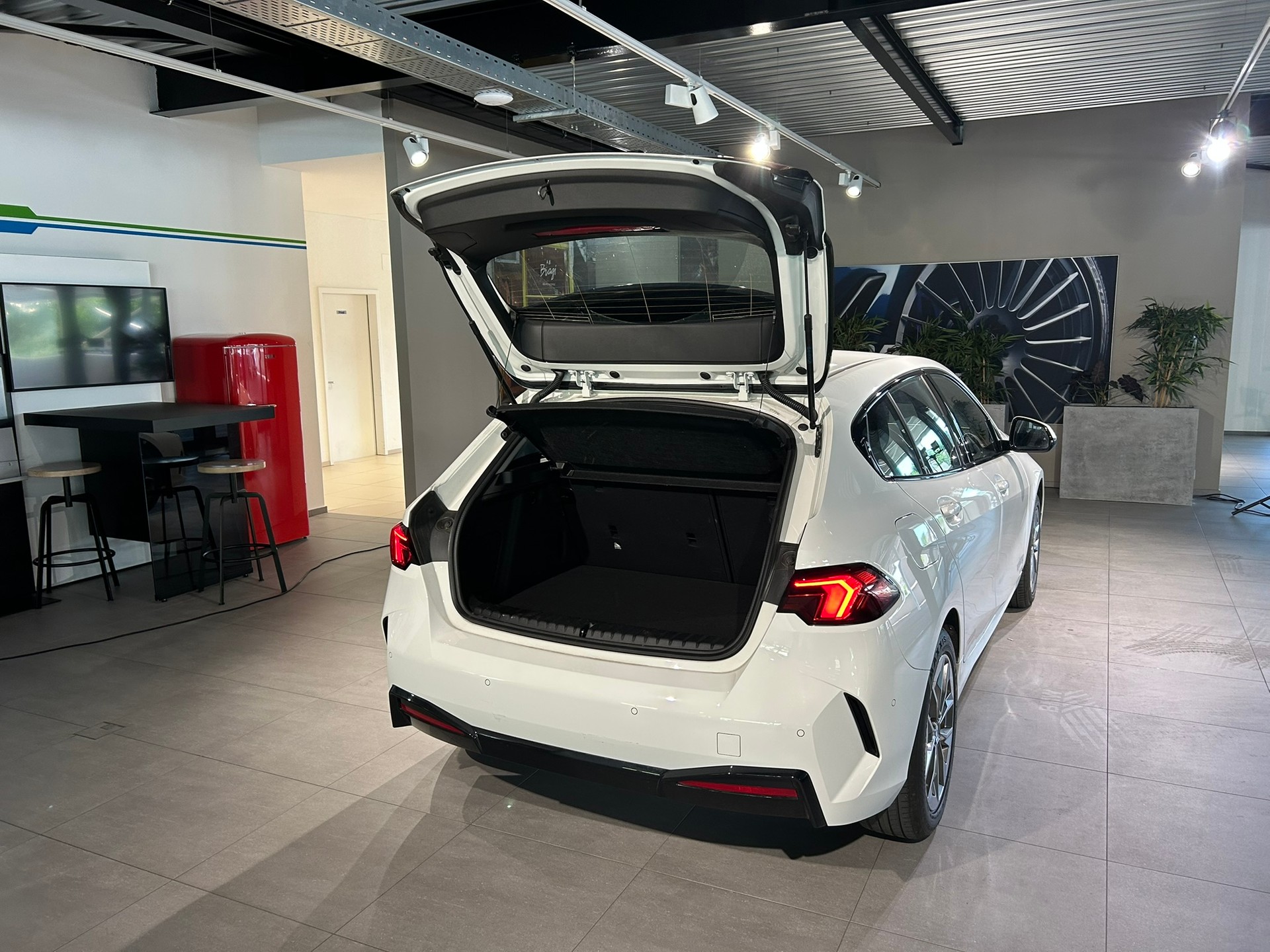 BMW 120 Steptronic-image-16