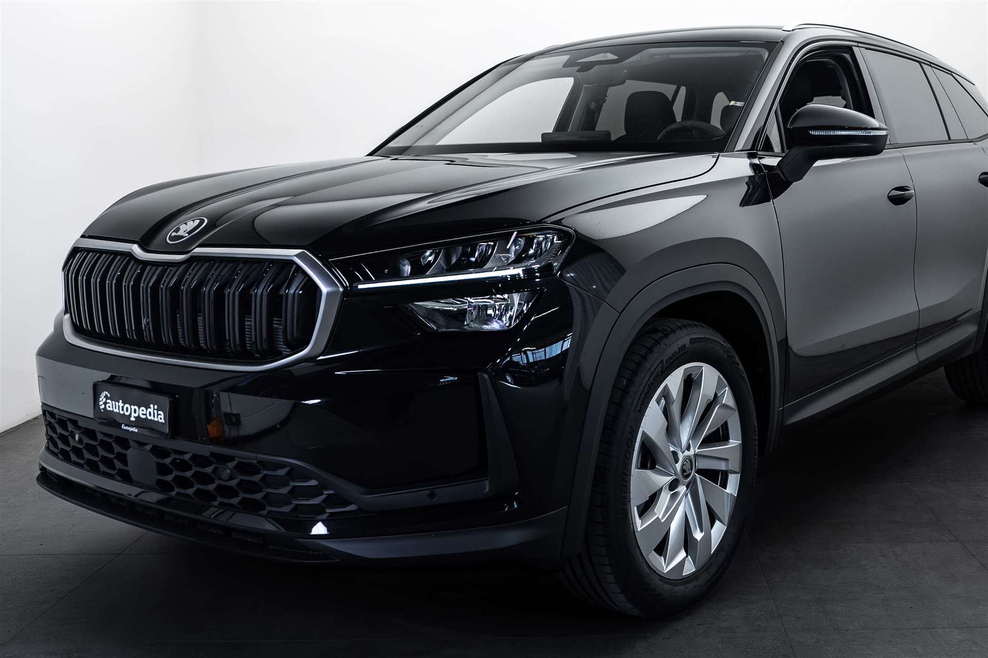 SKODA Kodiaq 2.0 TDI Selection DSG 4x4 7-Plätzer-showroom-element-1