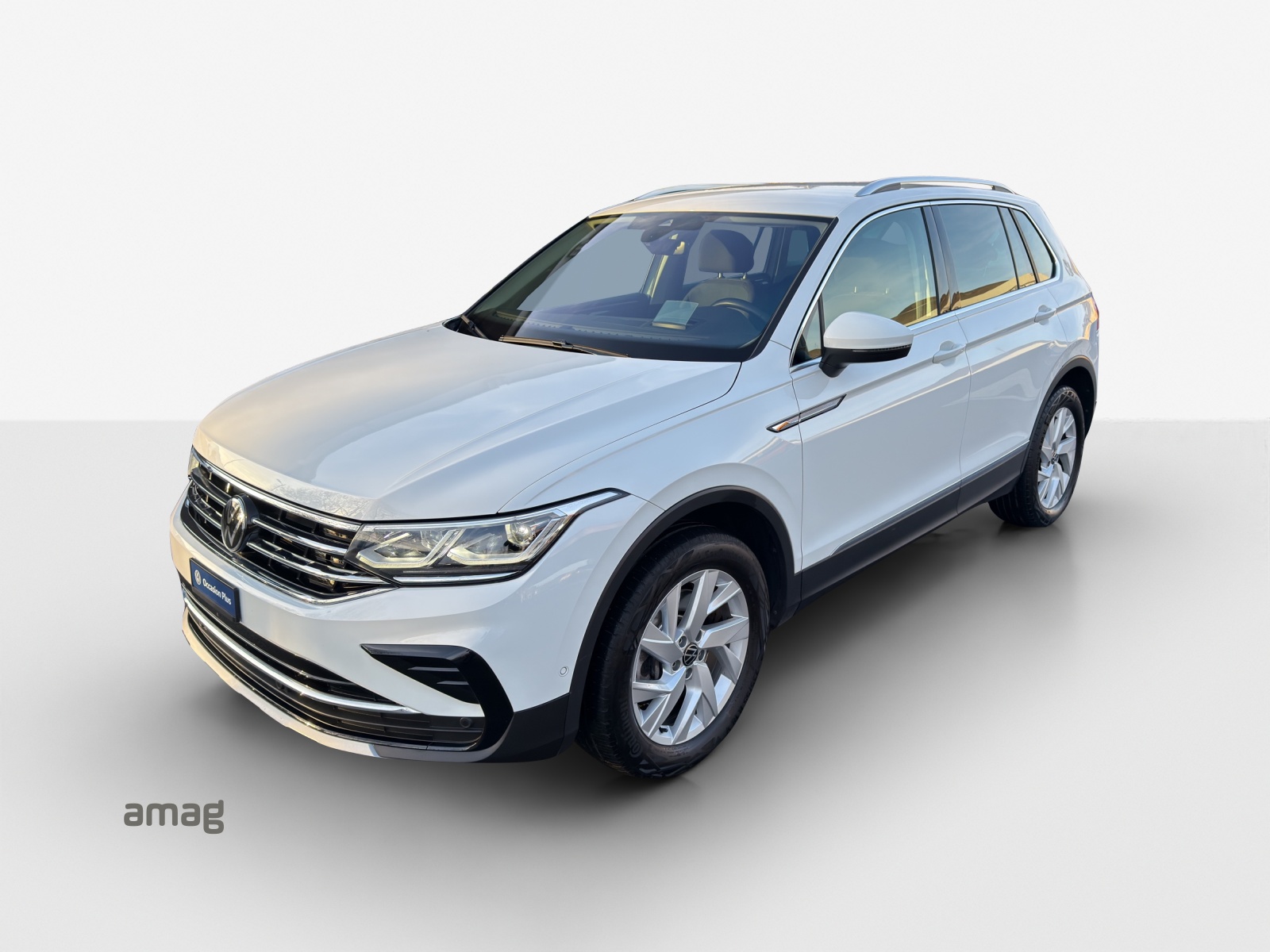 VW Tiguan 2.0 TDI SCR Elegance 4Motion DSG-image-0