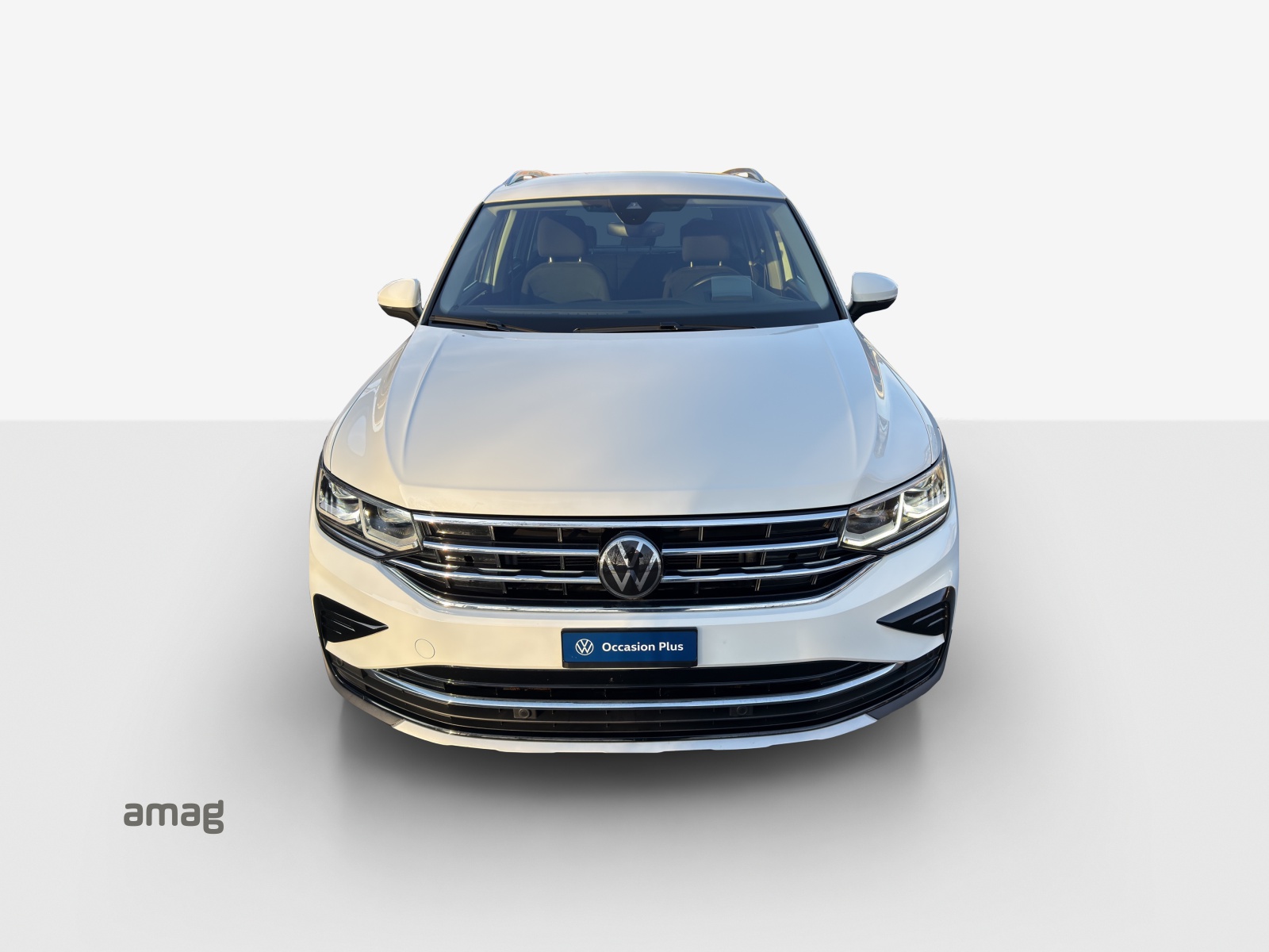 VW Tiguan 2.0 TDI SCR Elegance 4Motion DSG-image-6