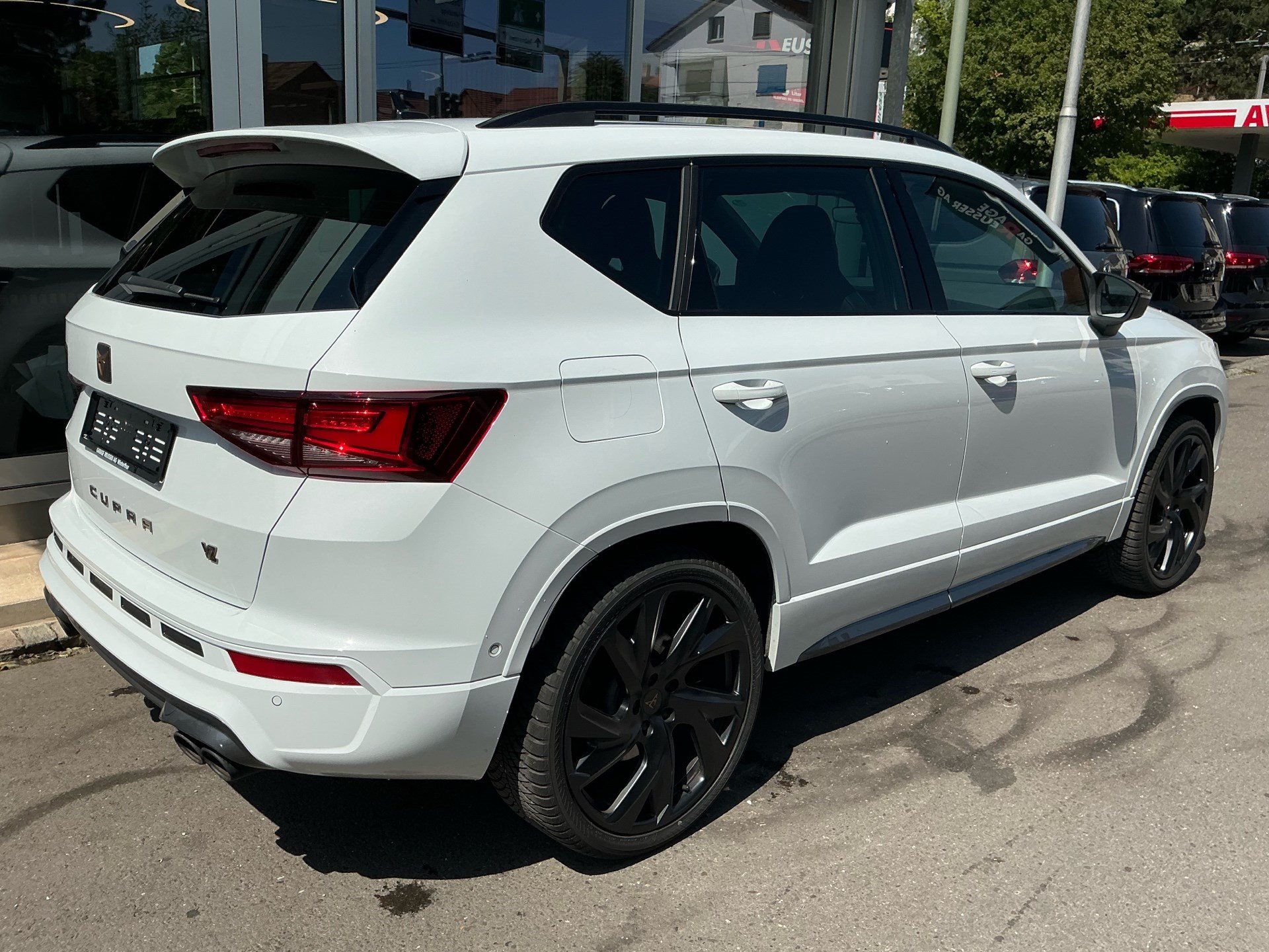 CUPRA Ateca VZ 4Drive *** NUR 8'900 KM ***-image-3