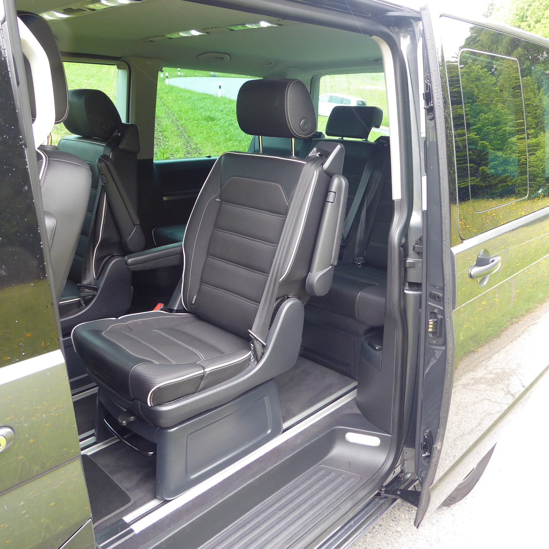 VW T6 Multivan 2.0 Bi-TDI Highline 4Motion DSG-image-5