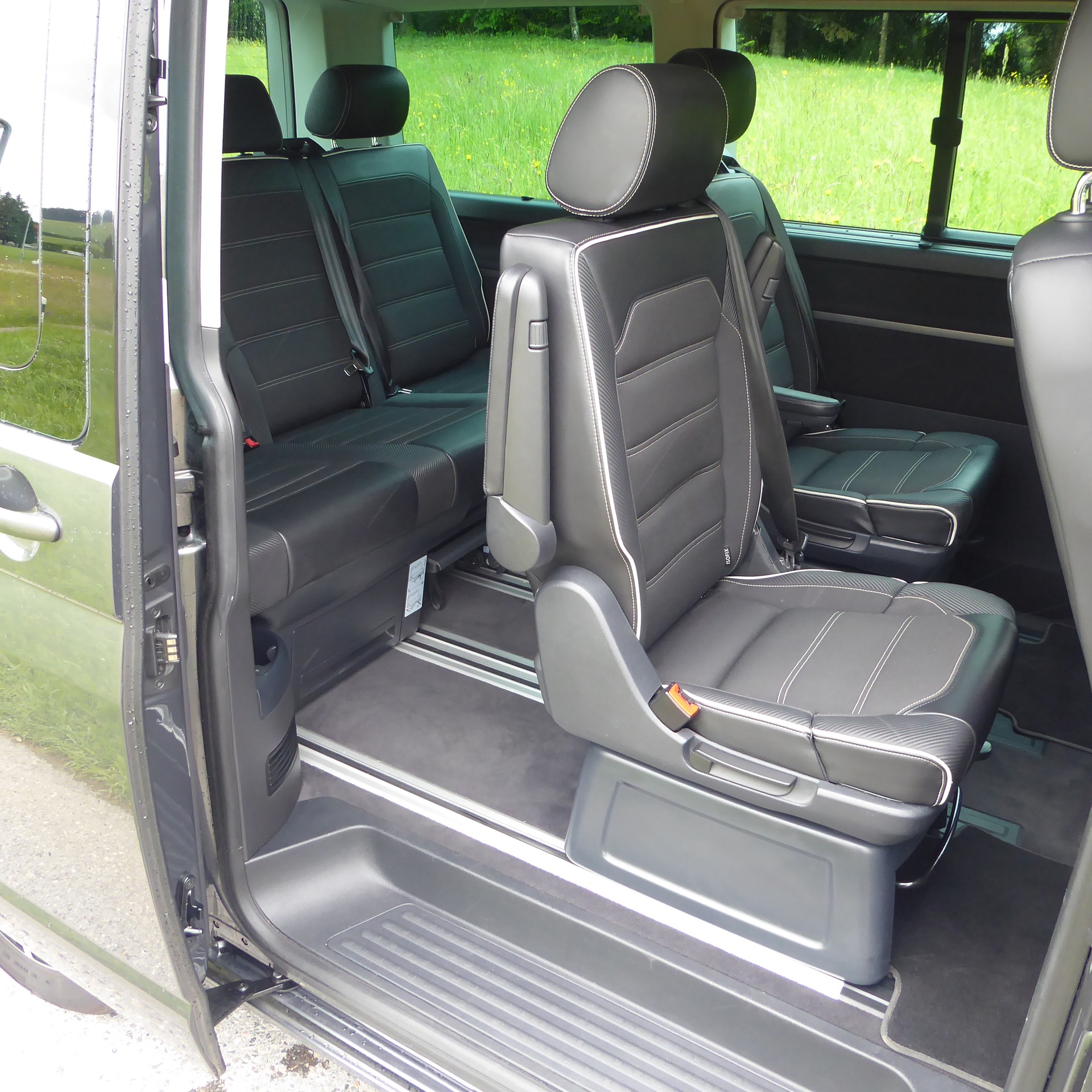 VW T6 Multivan 2.0 Bi-TDI Highline 4Motion DSG-image-9