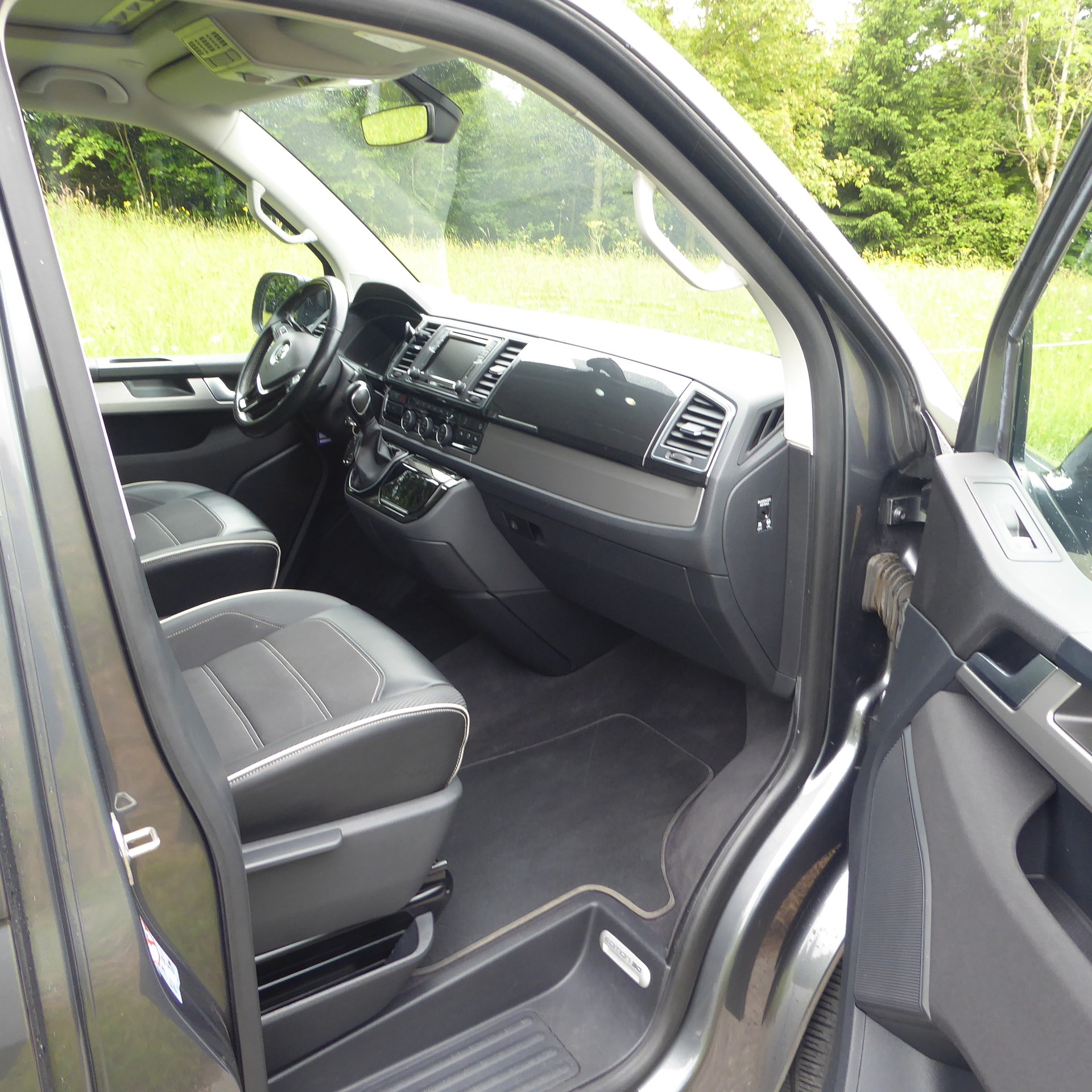 VW T6 Multivan 2.0 Bi-TDI Highline 4Motion DSG-image-11