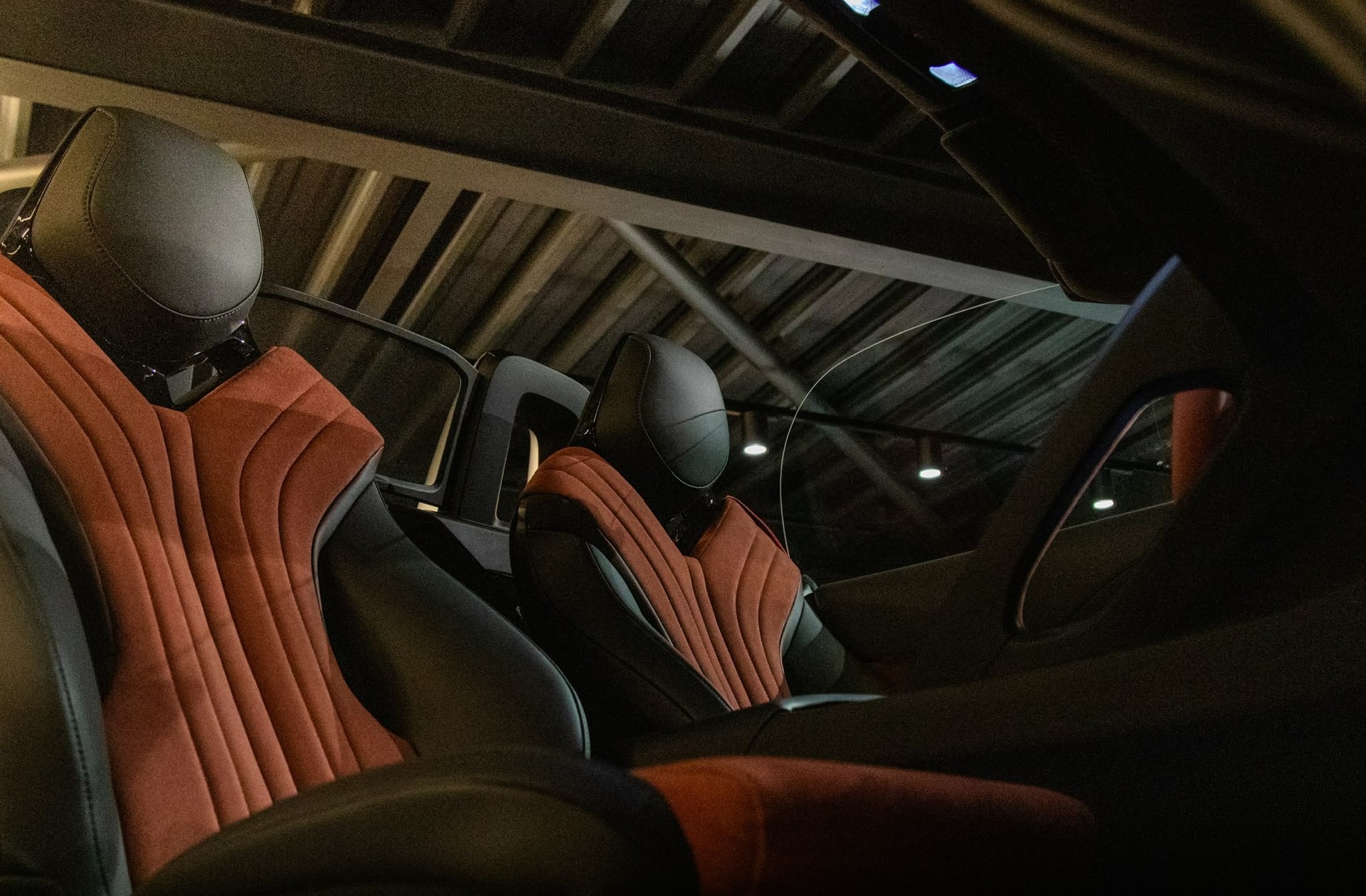 MG Cyberster 77kWh 4WD-image-15