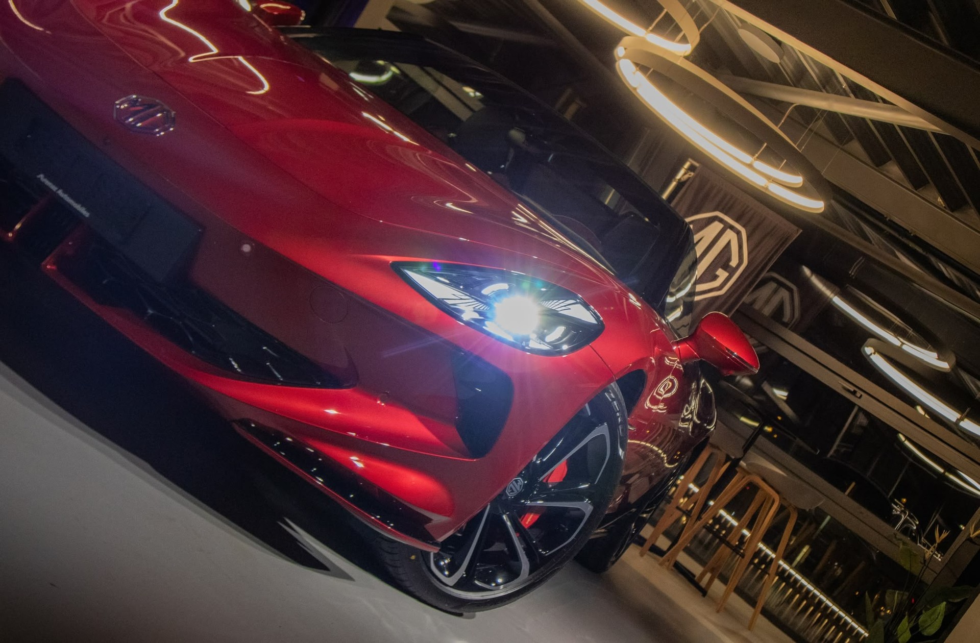 MG Cyberster 77kWh 4WD-image-3