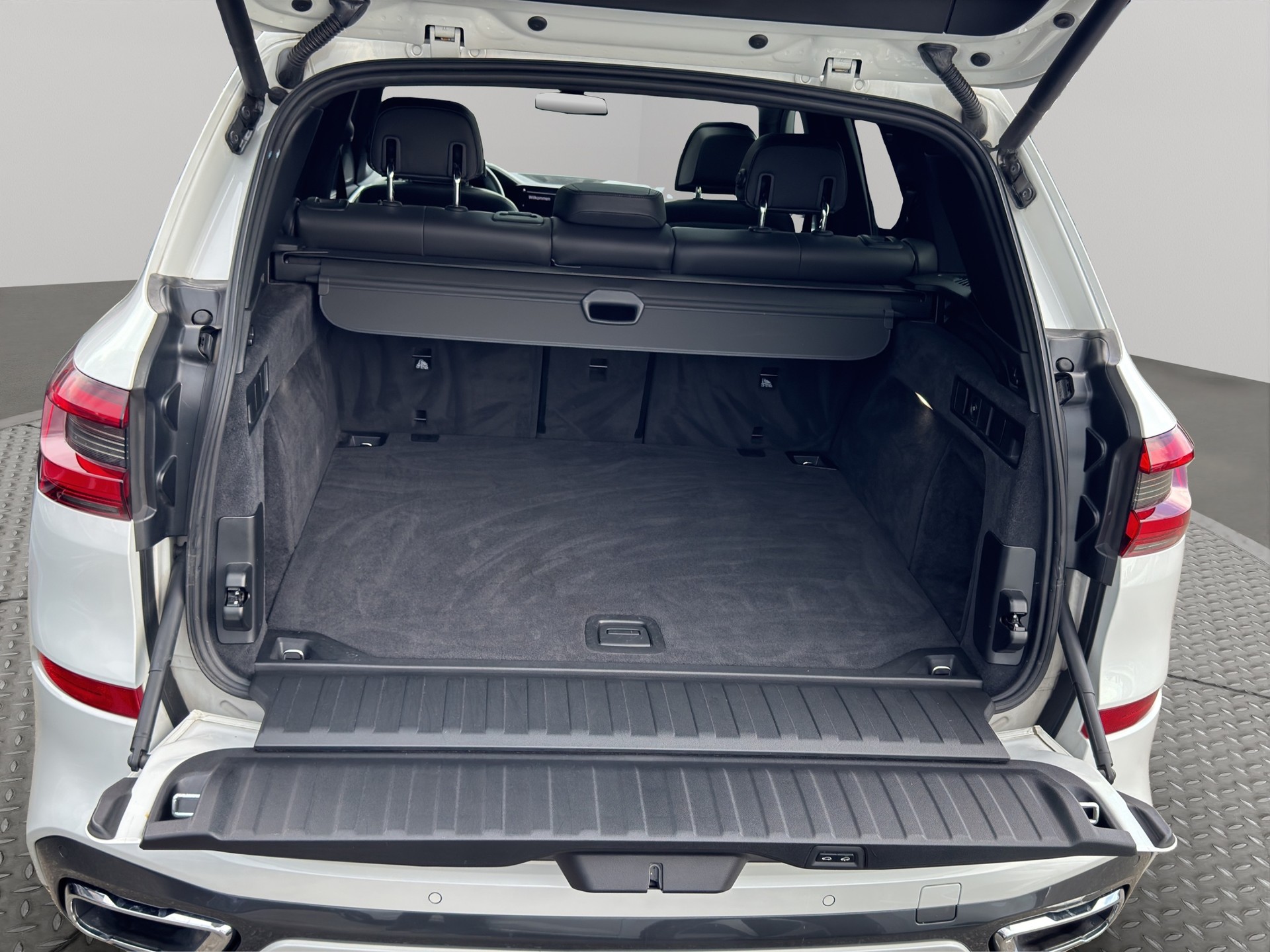 BMW X5 xDrive 30d xLine Steptronic-image-15