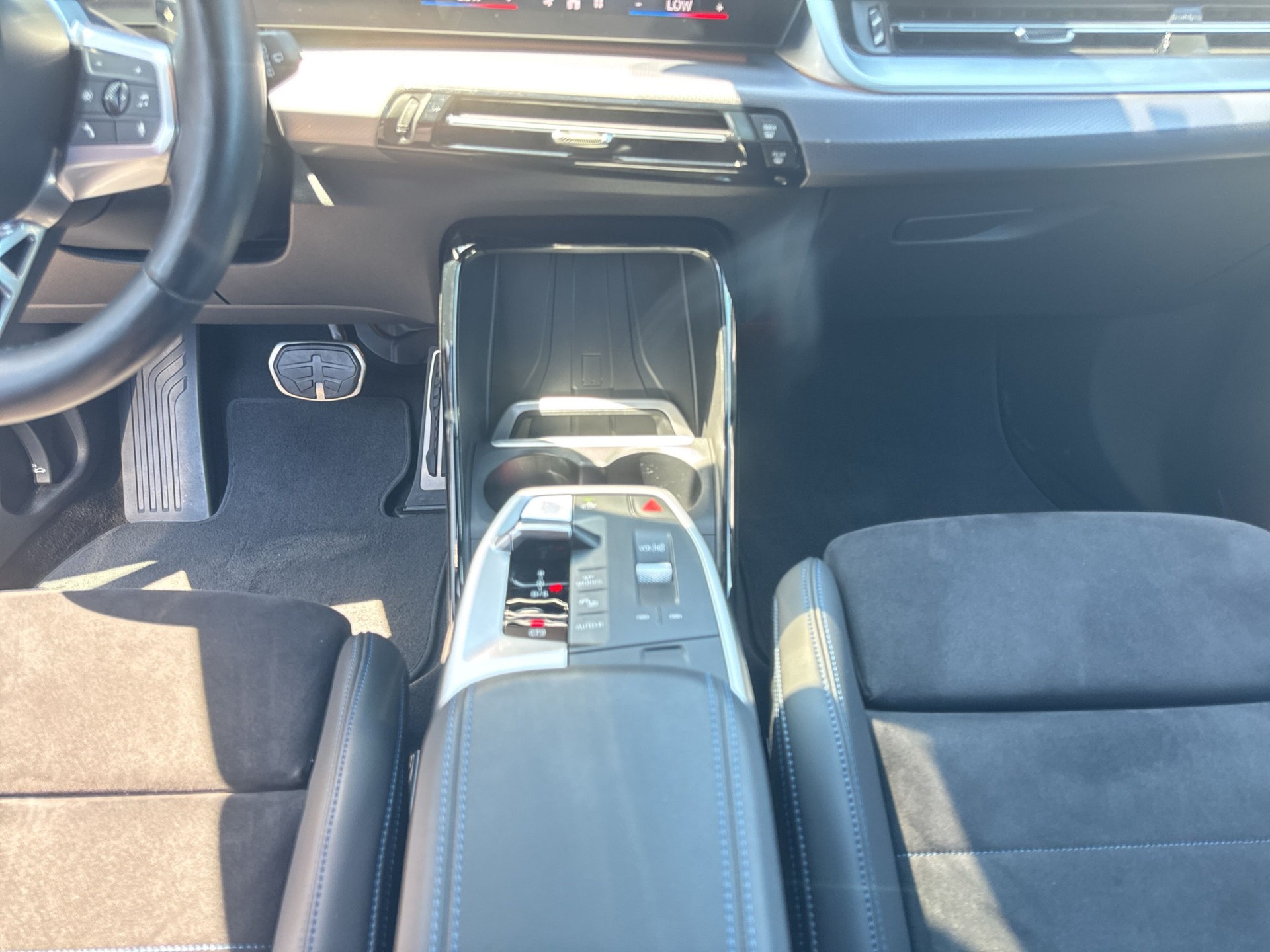 BMW 225e xDrive Active Tourer M Sport-image-12