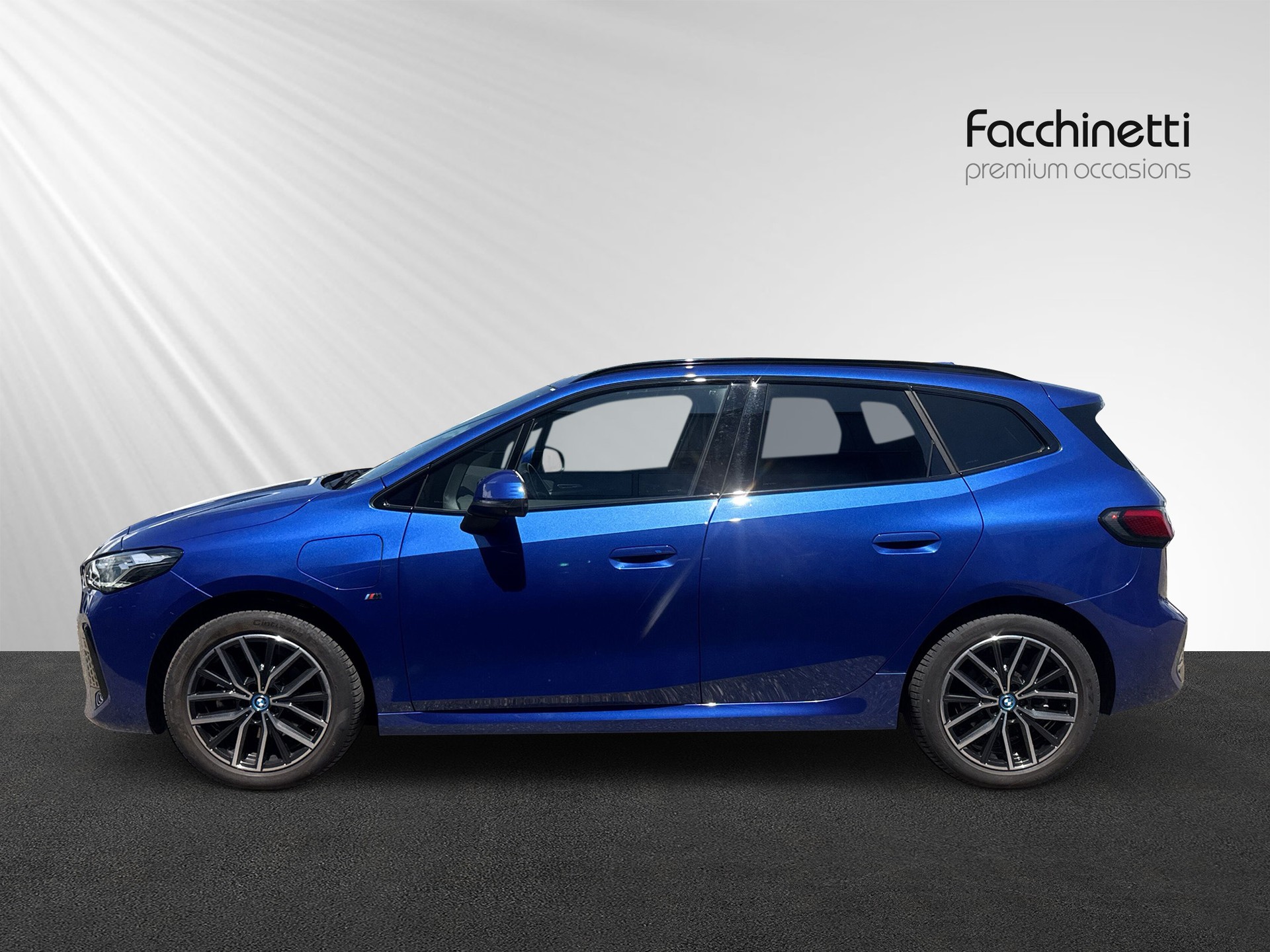 BMW 225e xDrive Active Tourer M Sport-image-1