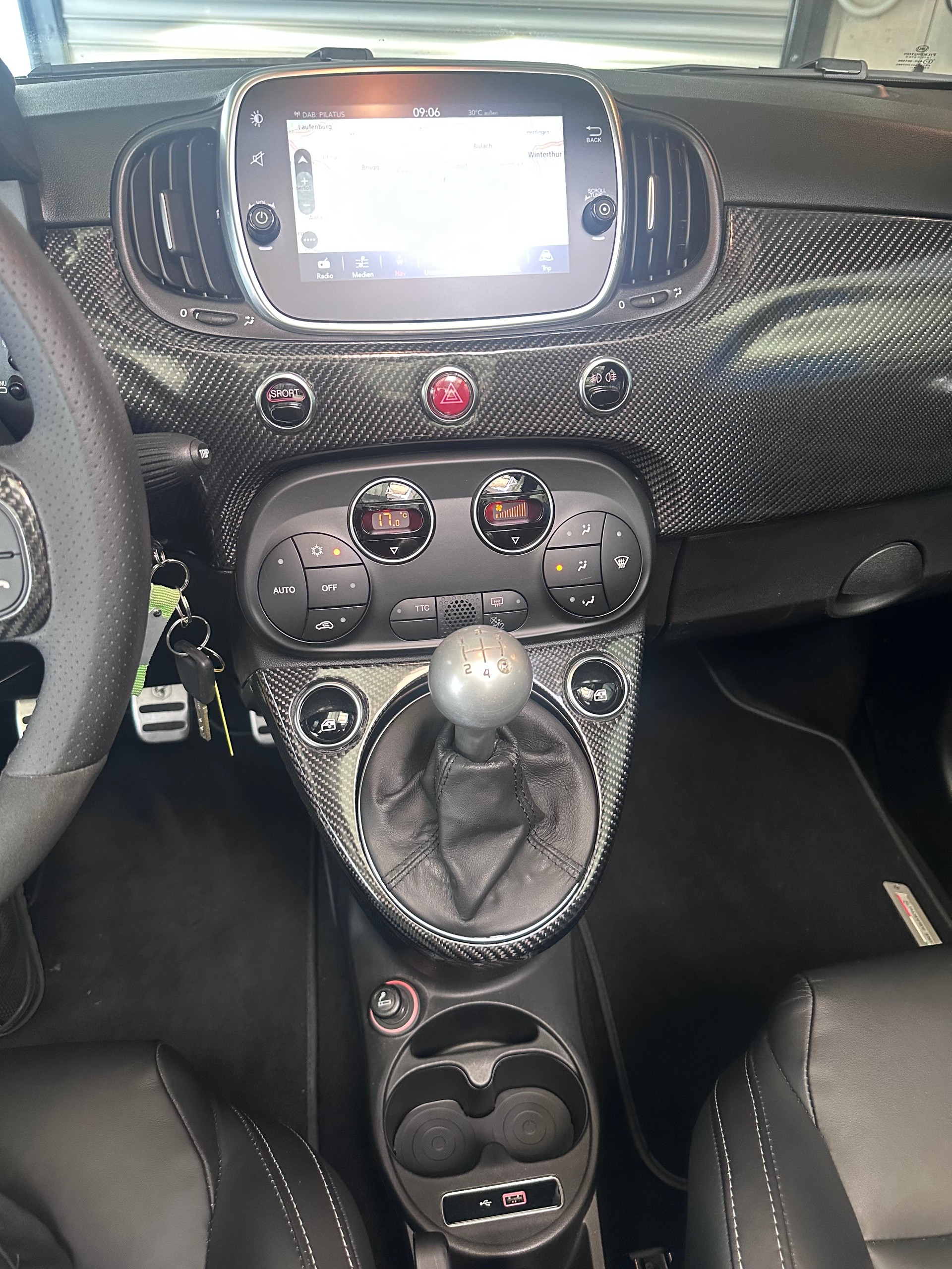 FIAT 595 C Abarth 1.4 T-Jet 180 Competizione-image-15
