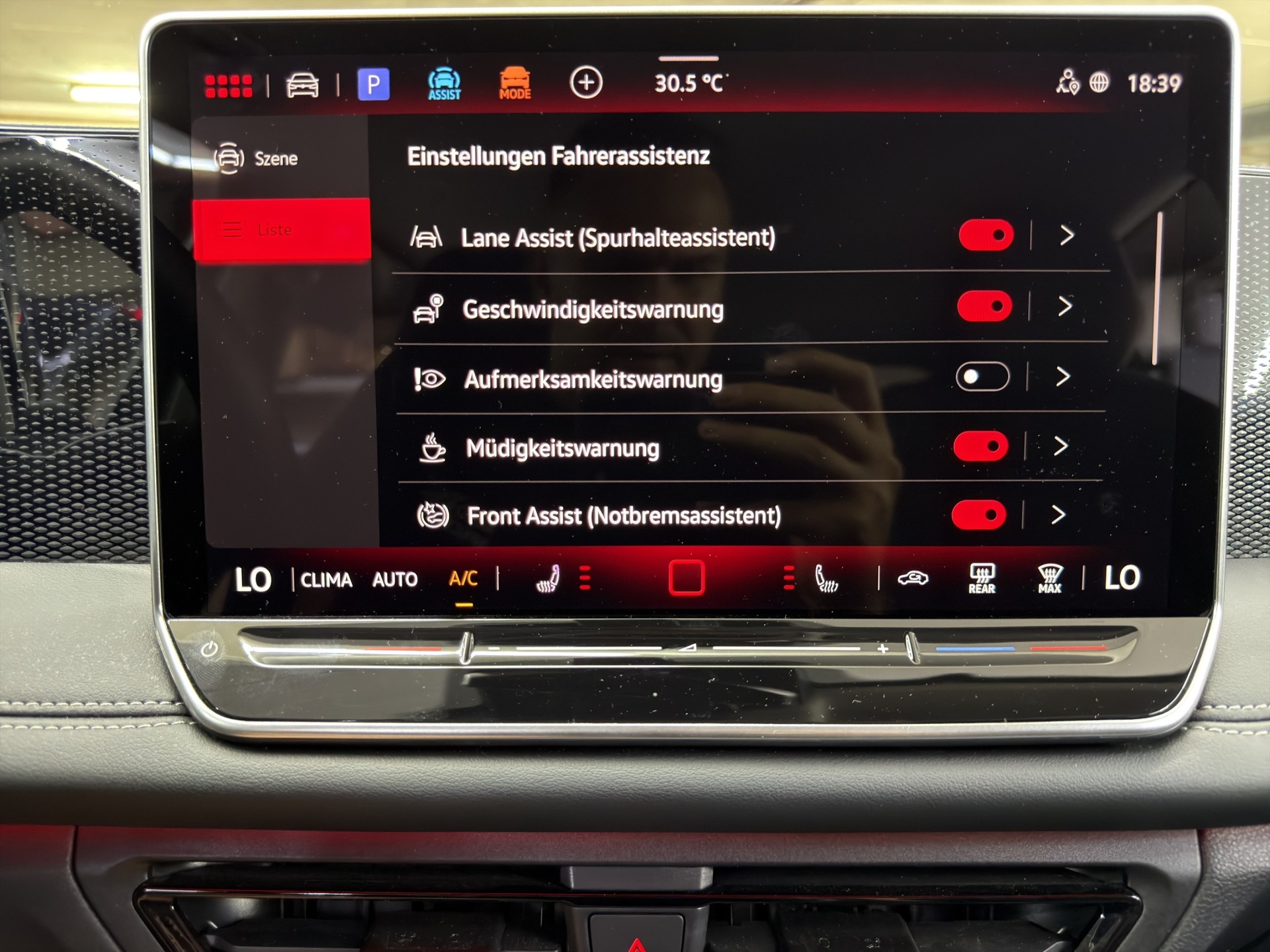 VW Tiguan 2.0 TDI SCR Life DSG-image-19