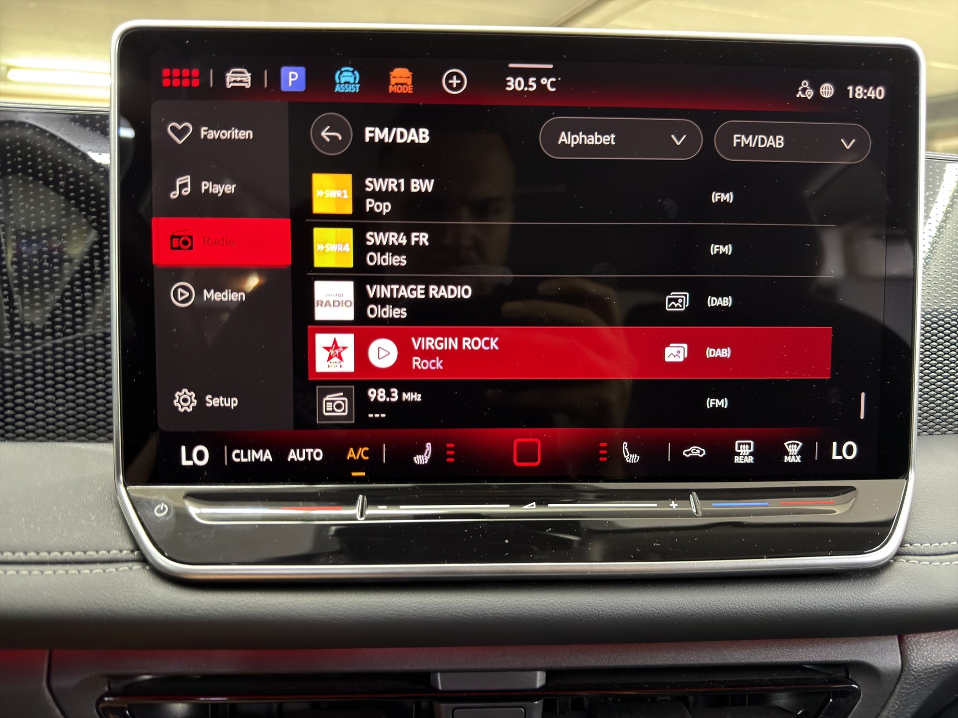 VW Tiguan 2.0 TDI SCR Life DSG-image-29