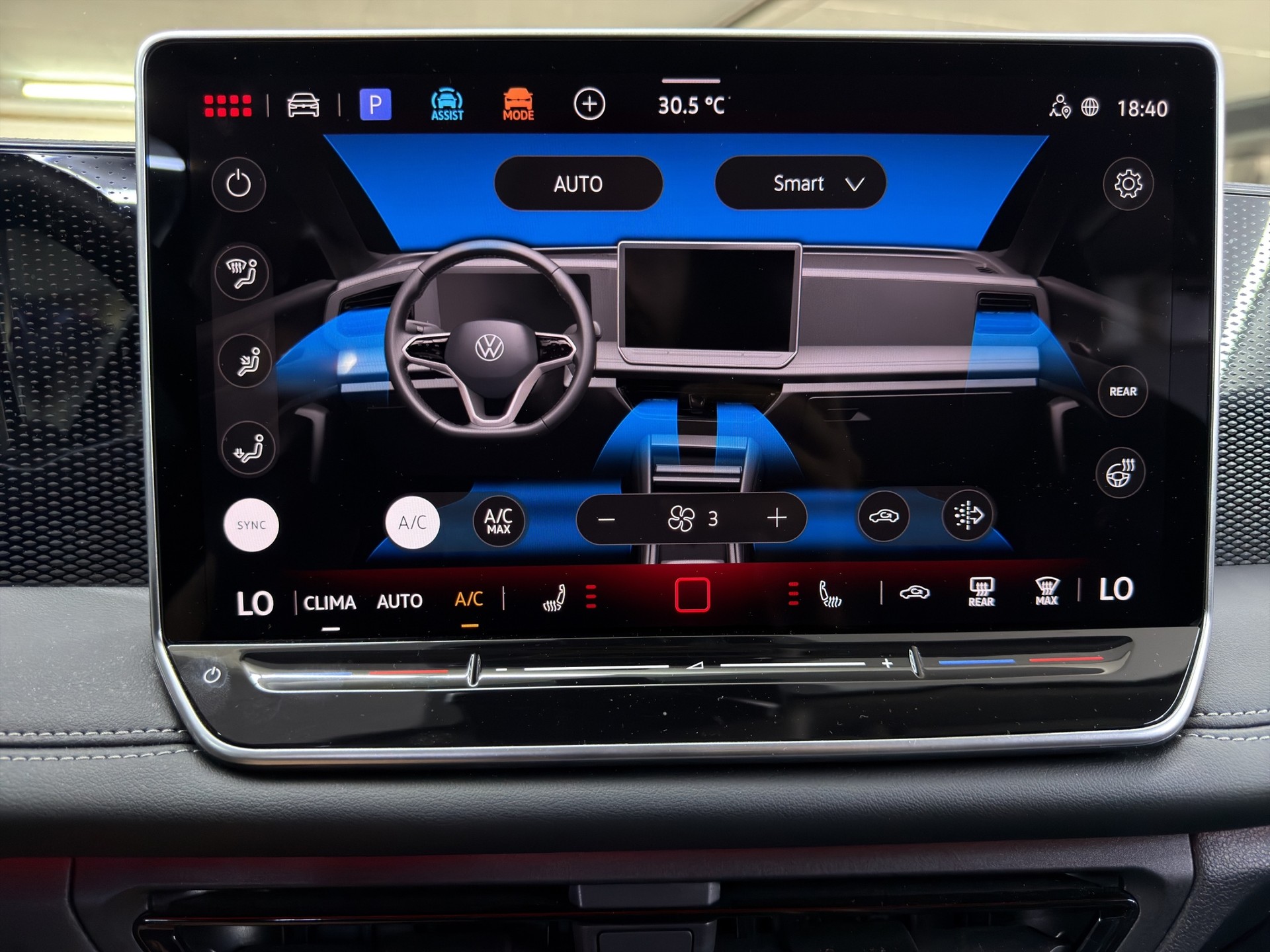 VW Tiguan 2.0 TDI SCR Life DSG-image-26