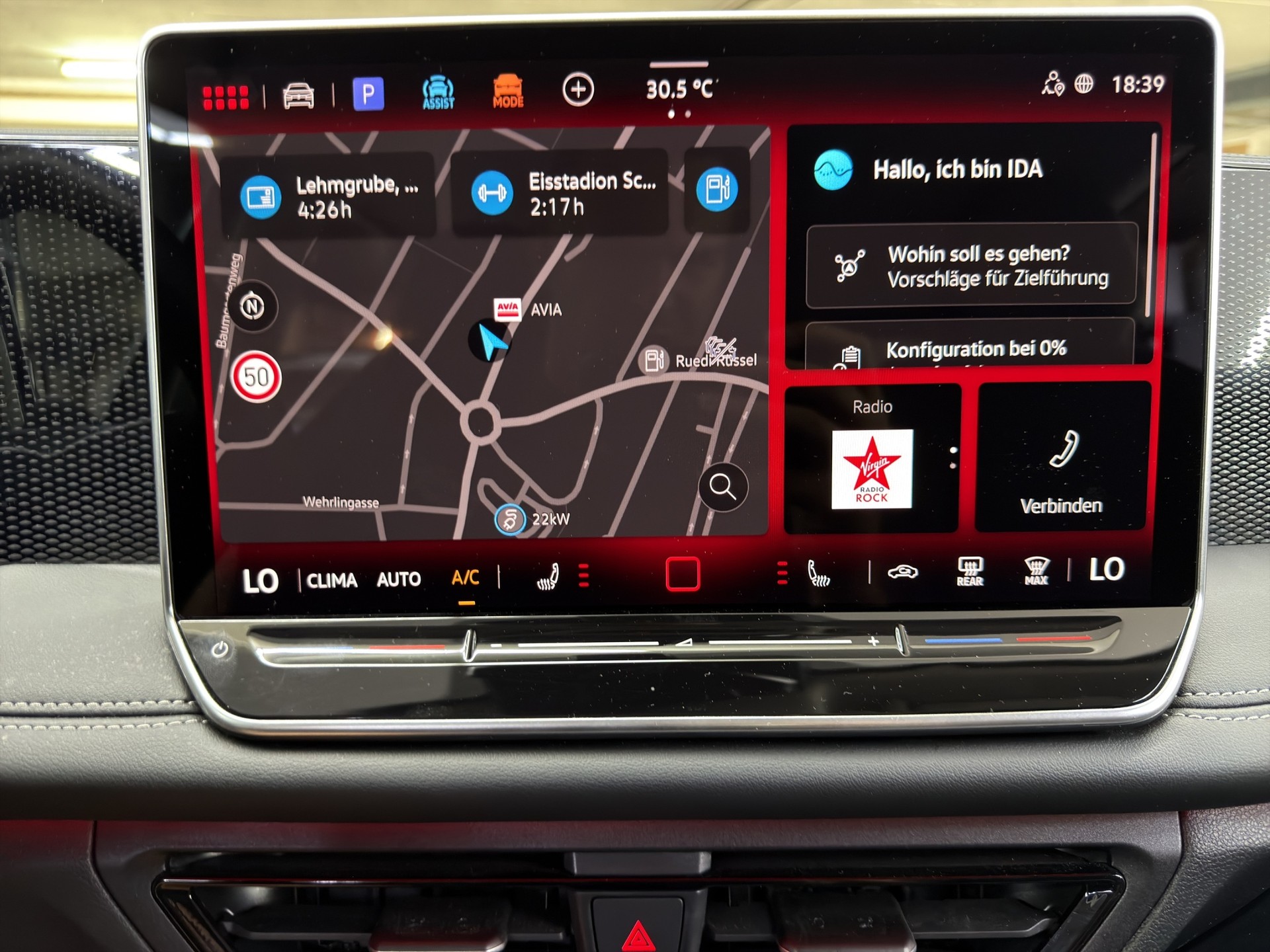 VW Tiguan 2.0 TDI SCR Life DSG-image-16
