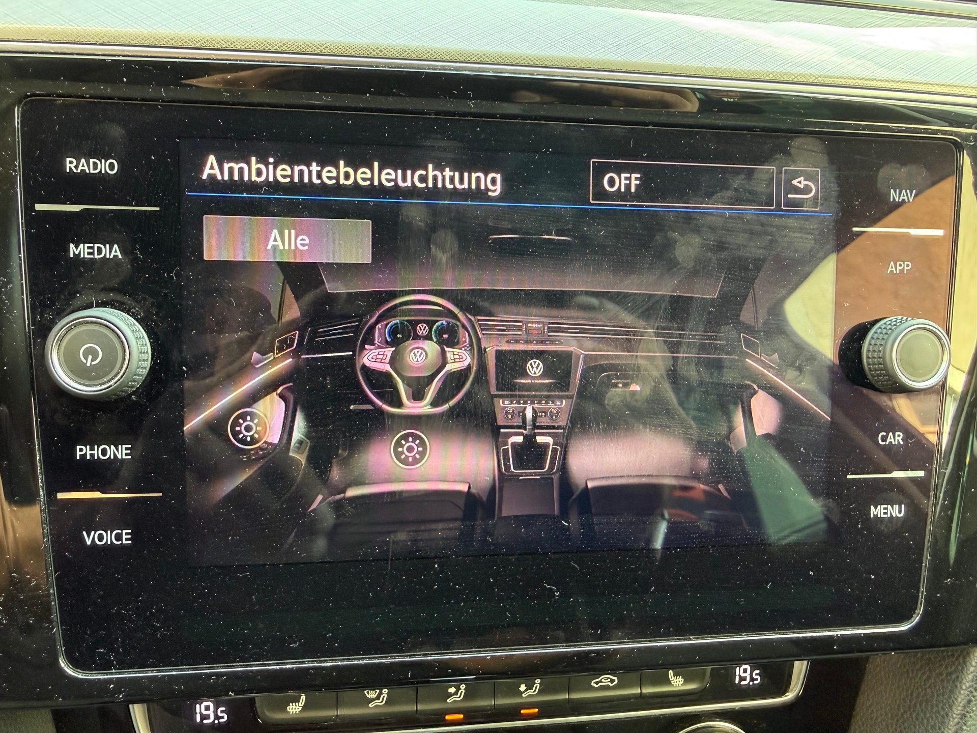 VW Passat 2.0 TDI BMT Business DSG RF-Kamera-image-11
