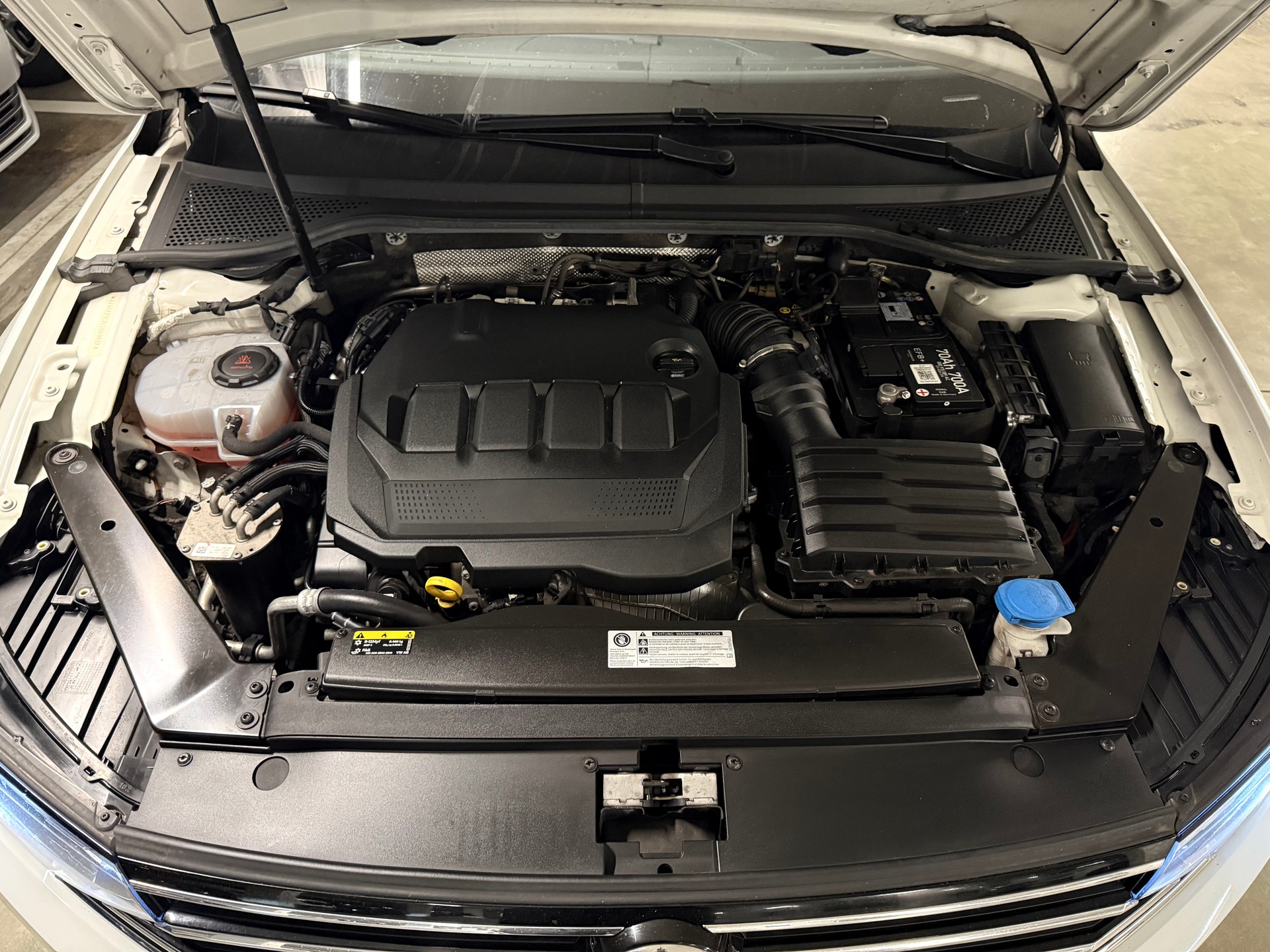 VW Passat 2.0 TDI BMT Business DSG RF-Kamera-image-12