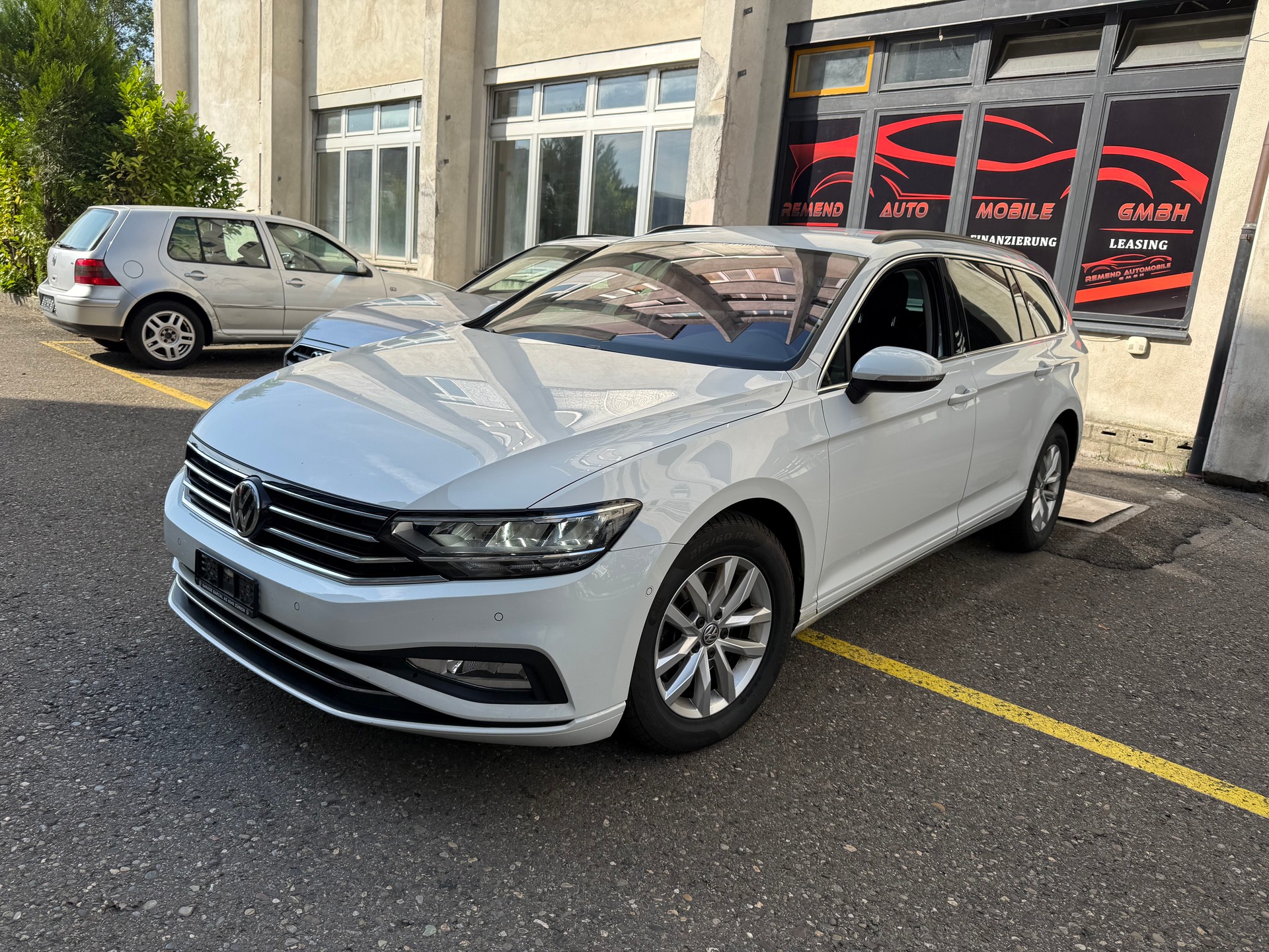 VW Passat 2.0 TDI BMT Business DSG RF-Kamera-image-0