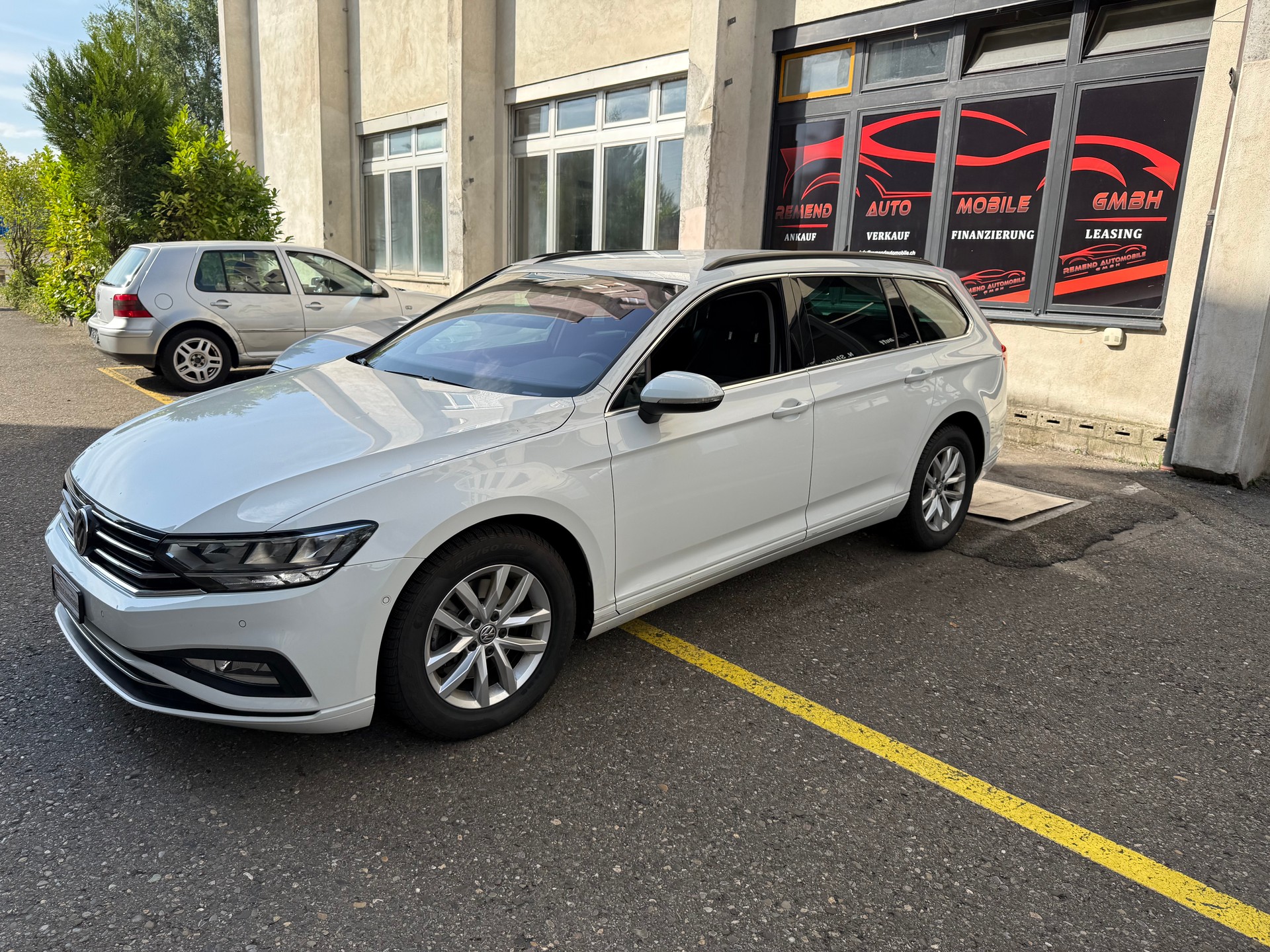 VW Passat 2.0 TDI BMT Business DSG RF-Kamera-image-2