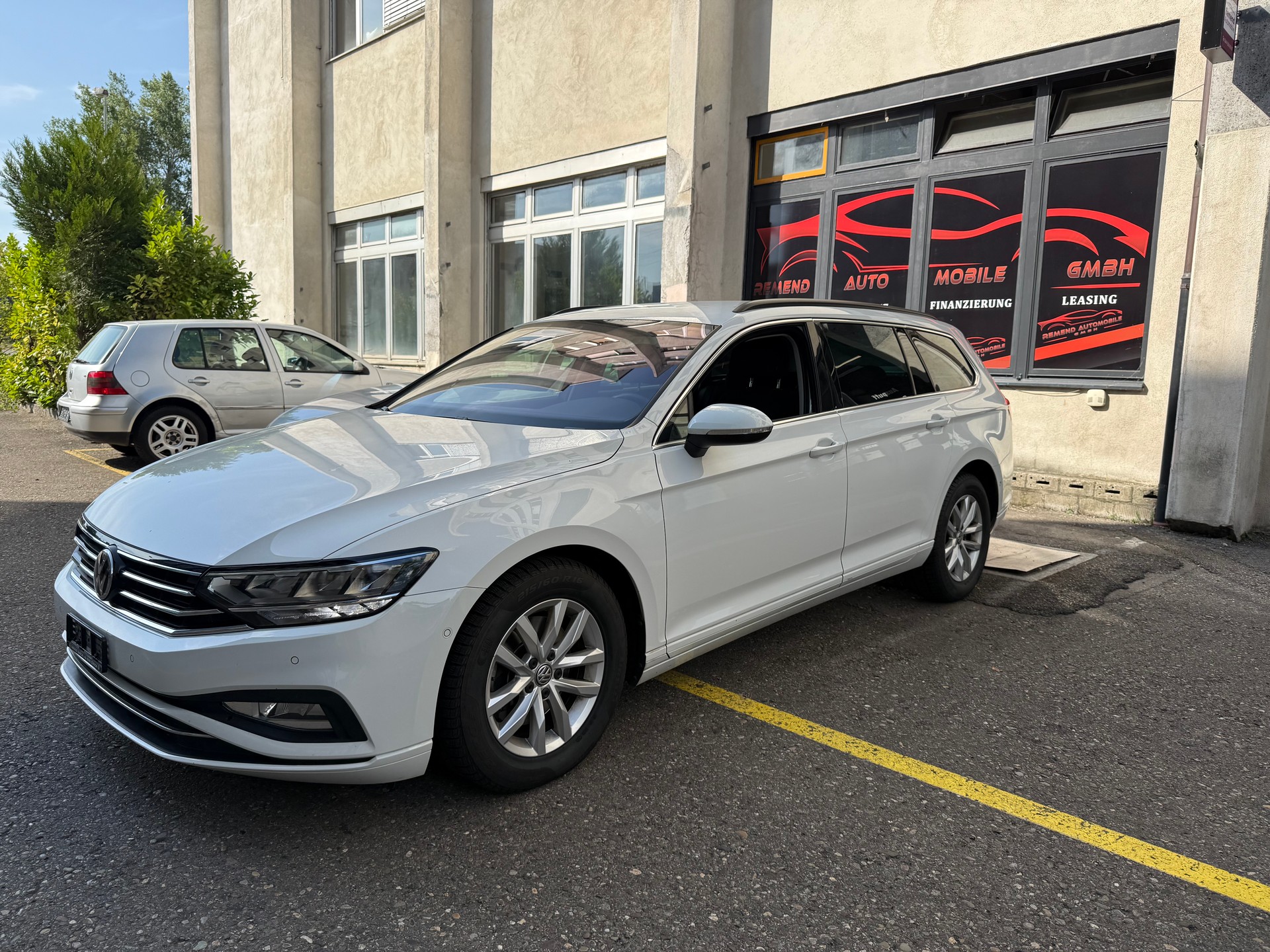 VW Passat 2.0 TDI BMT Business DSG RF-Kamera-image-3