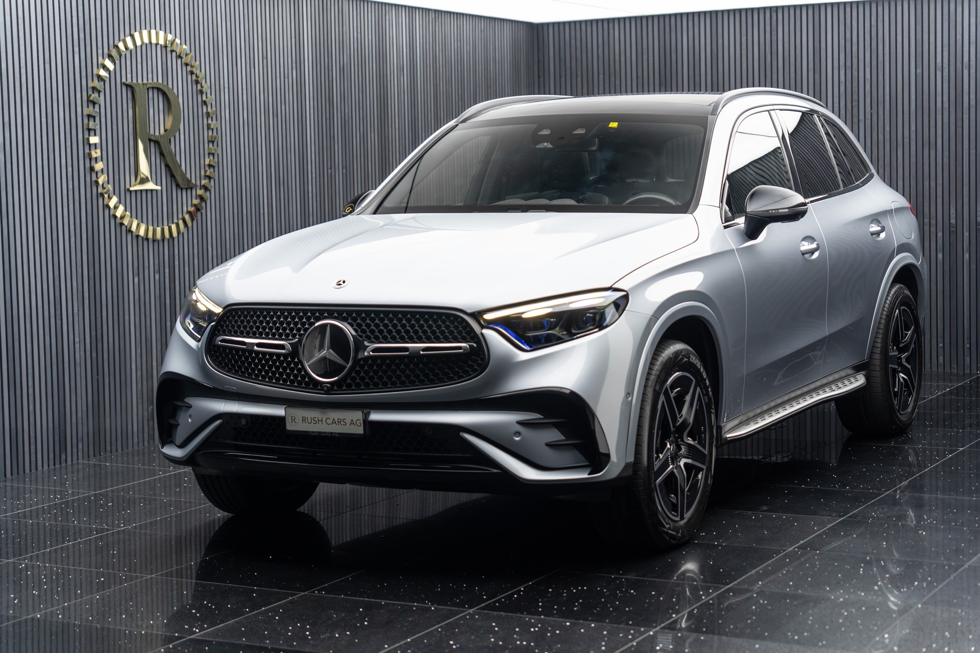 MERCEDES-BENZ GLC 400 e 4Matic 9G-Tronic AMG-Line-image-0