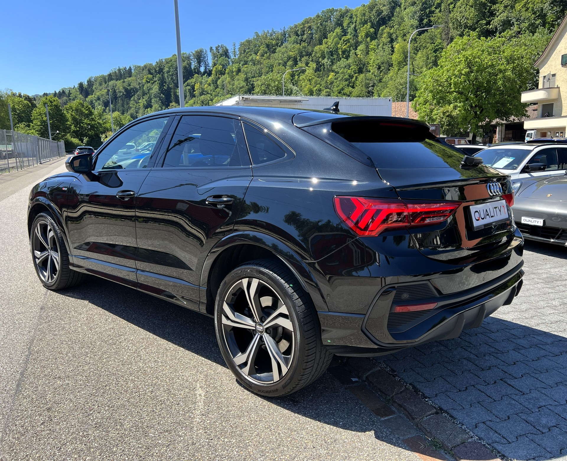 AUDI Q3 Sportback 45 TFSI S line quattro S-tronic-showroom-element-2