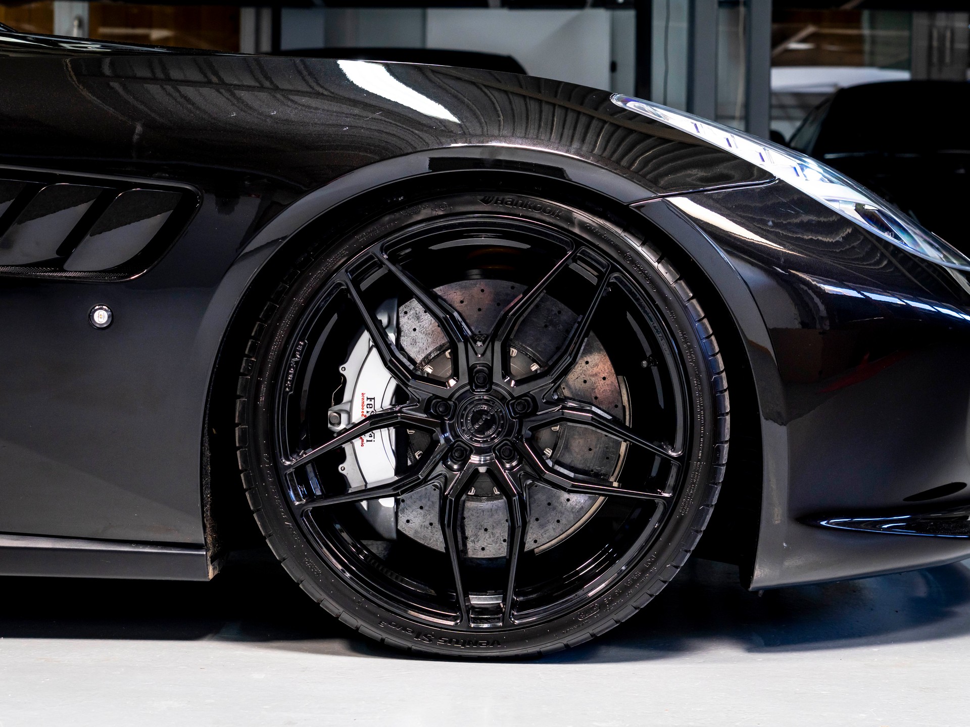 FERRARI GTC 4 Lusso-image-8