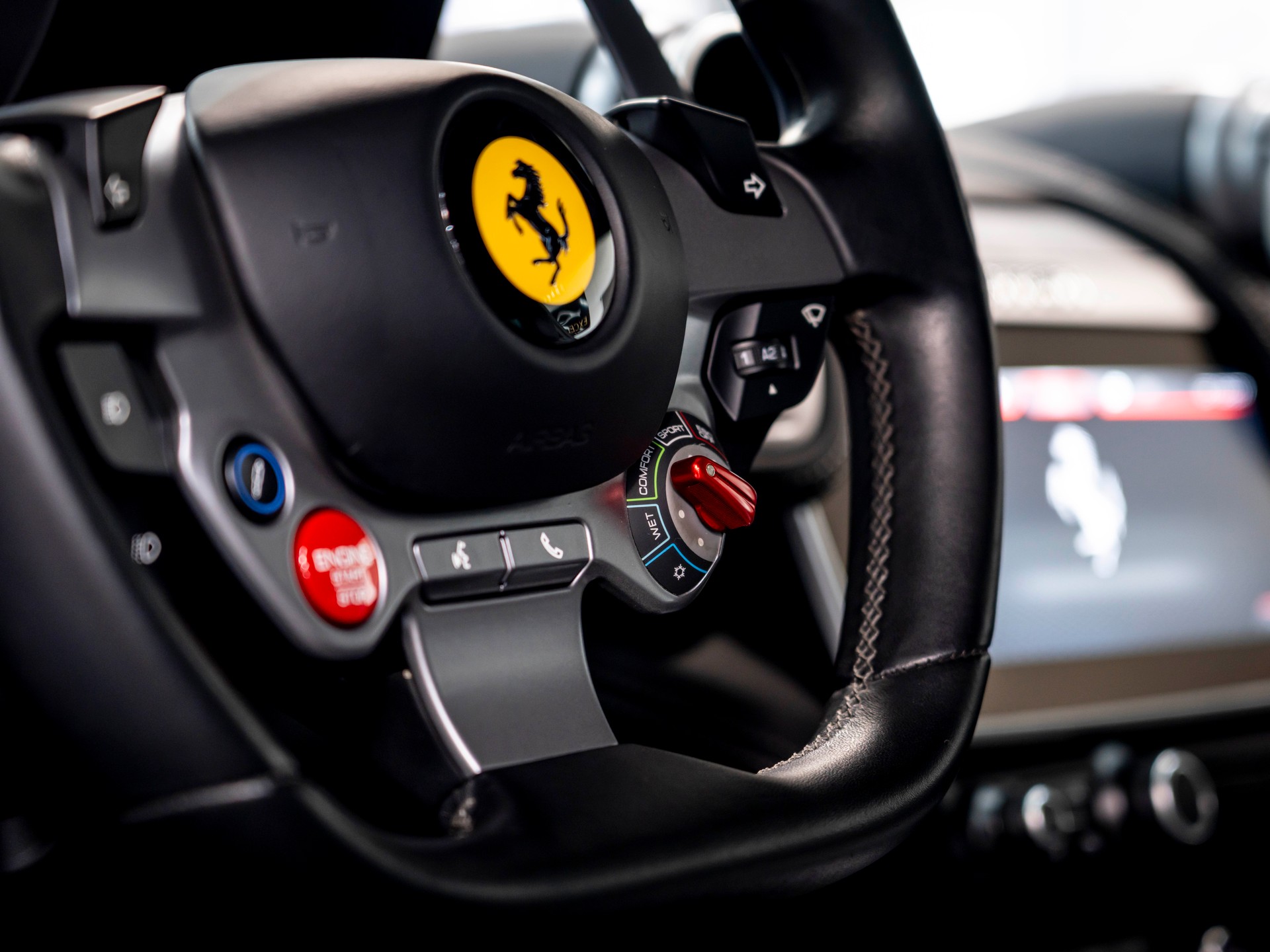FERRARI GTC 4 Lusso-image-15