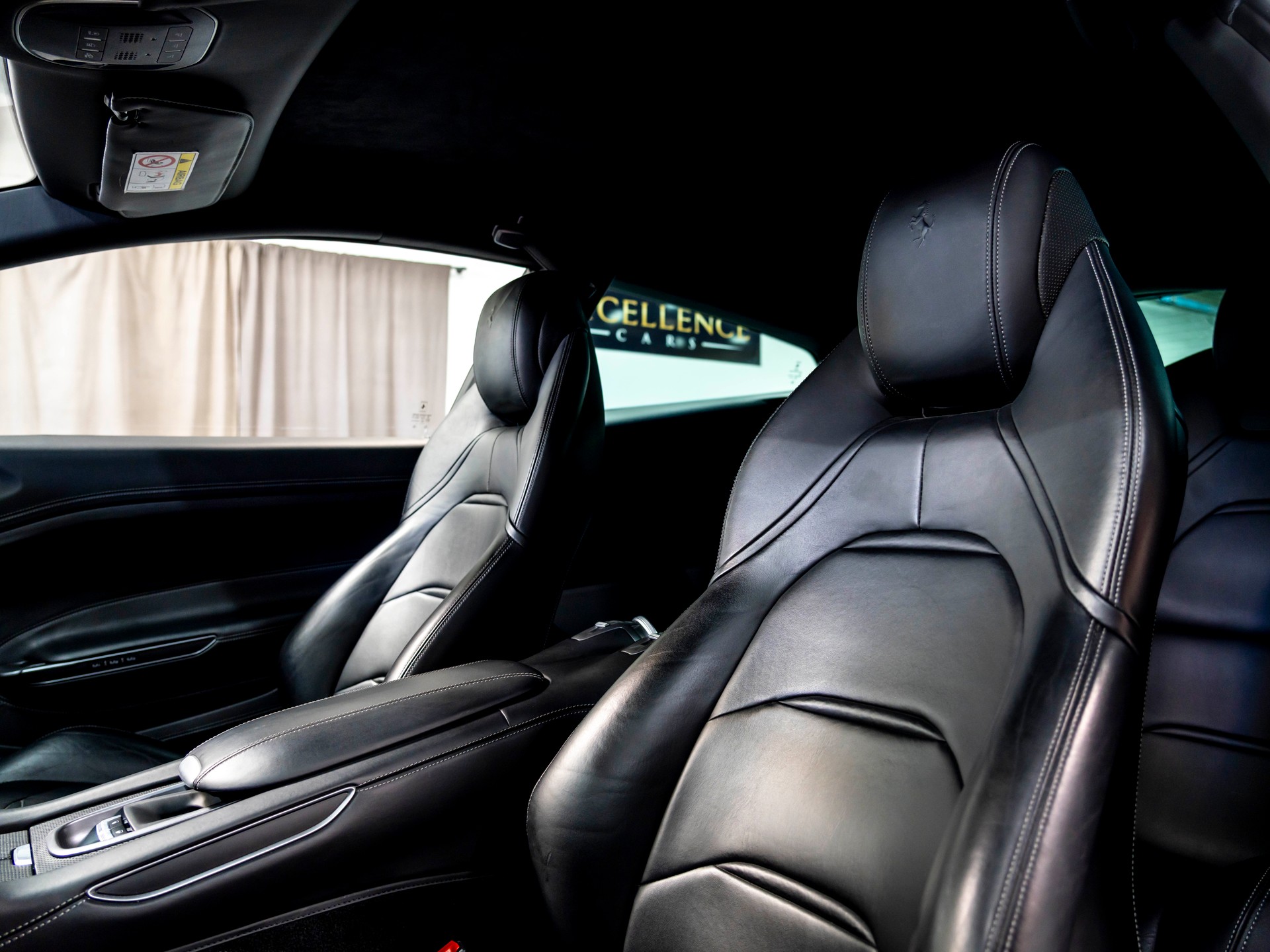 FERRARI GTC 4 Lusso-image-16