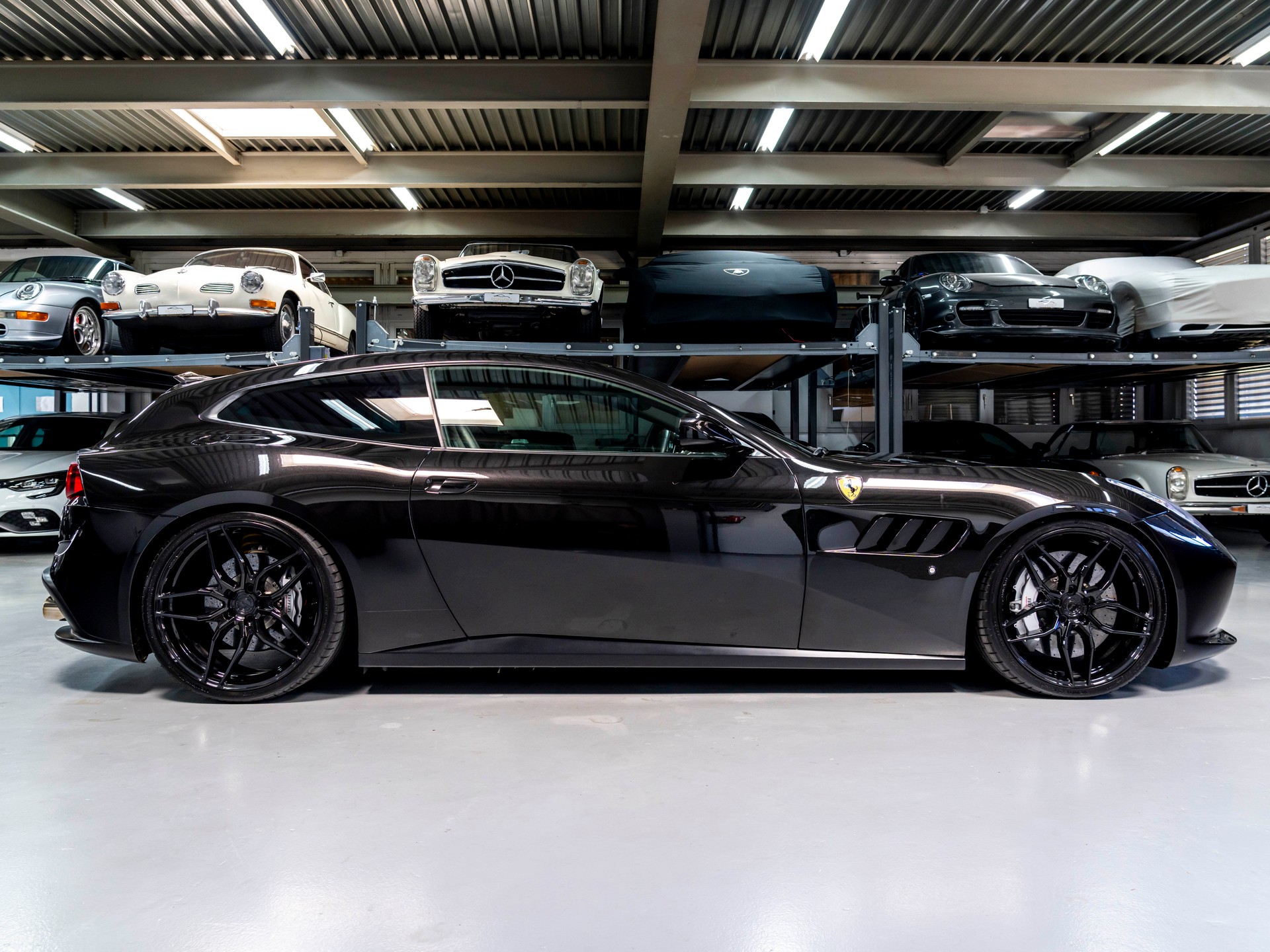 FERRARI GTC 4 Lusso-image-7