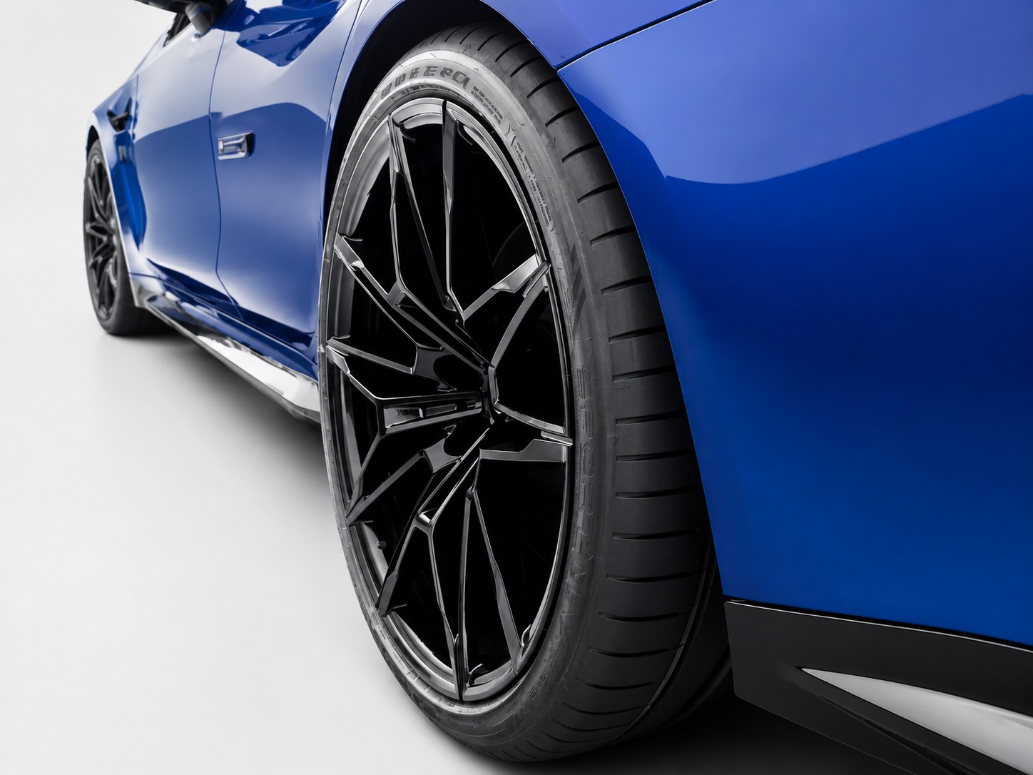 BMW M3 Competition xDrive-image-18
