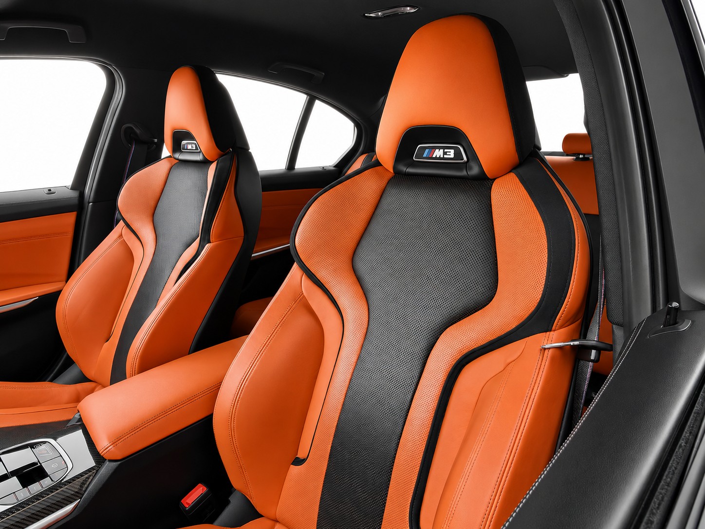 BMW M3 Competition xDrive-image-11