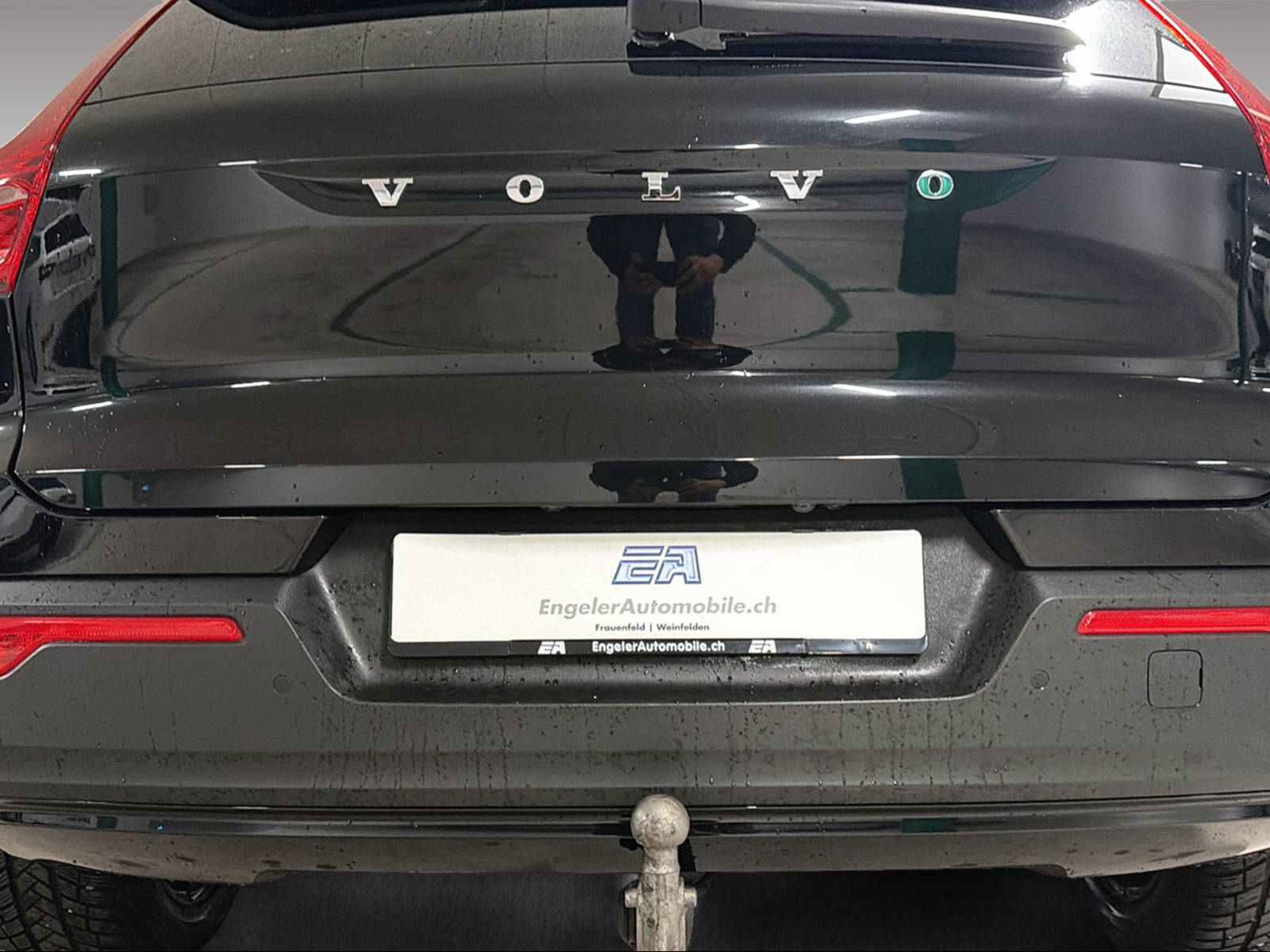 VOLVO XC40 1.5 T4 PiH R-Design-image-5