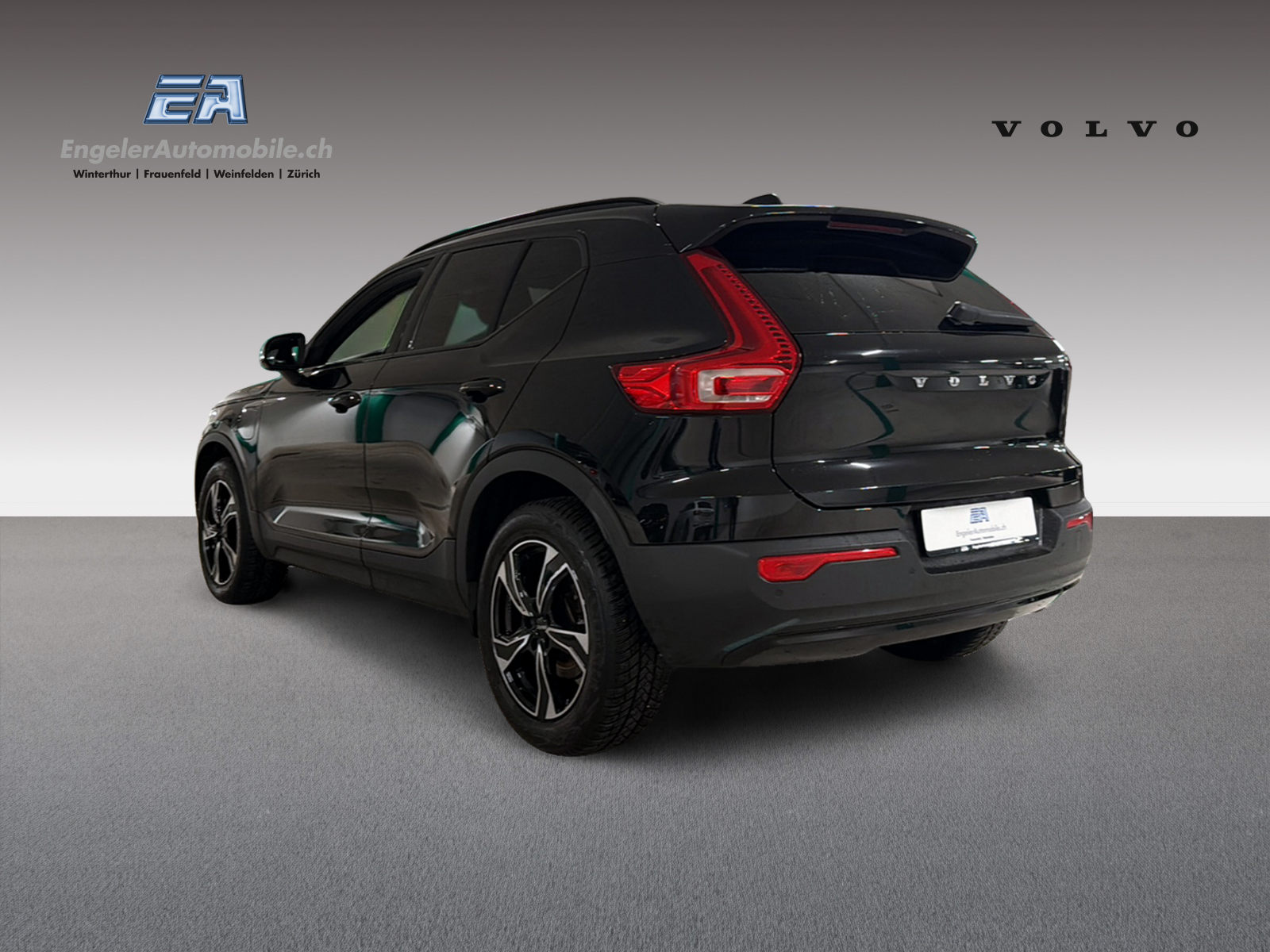 VOLVO XC40 1.5 T4 PiH R-Design-image-3