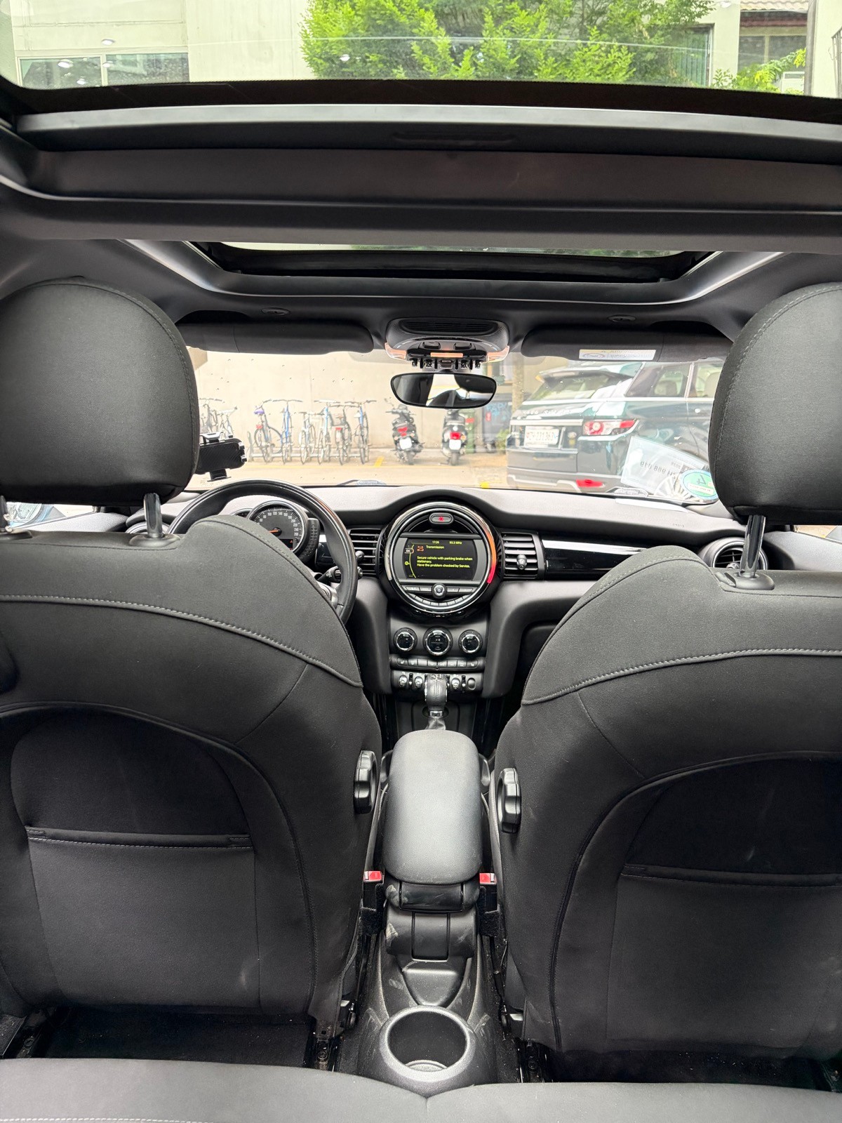 MINI Cooper D-image-10